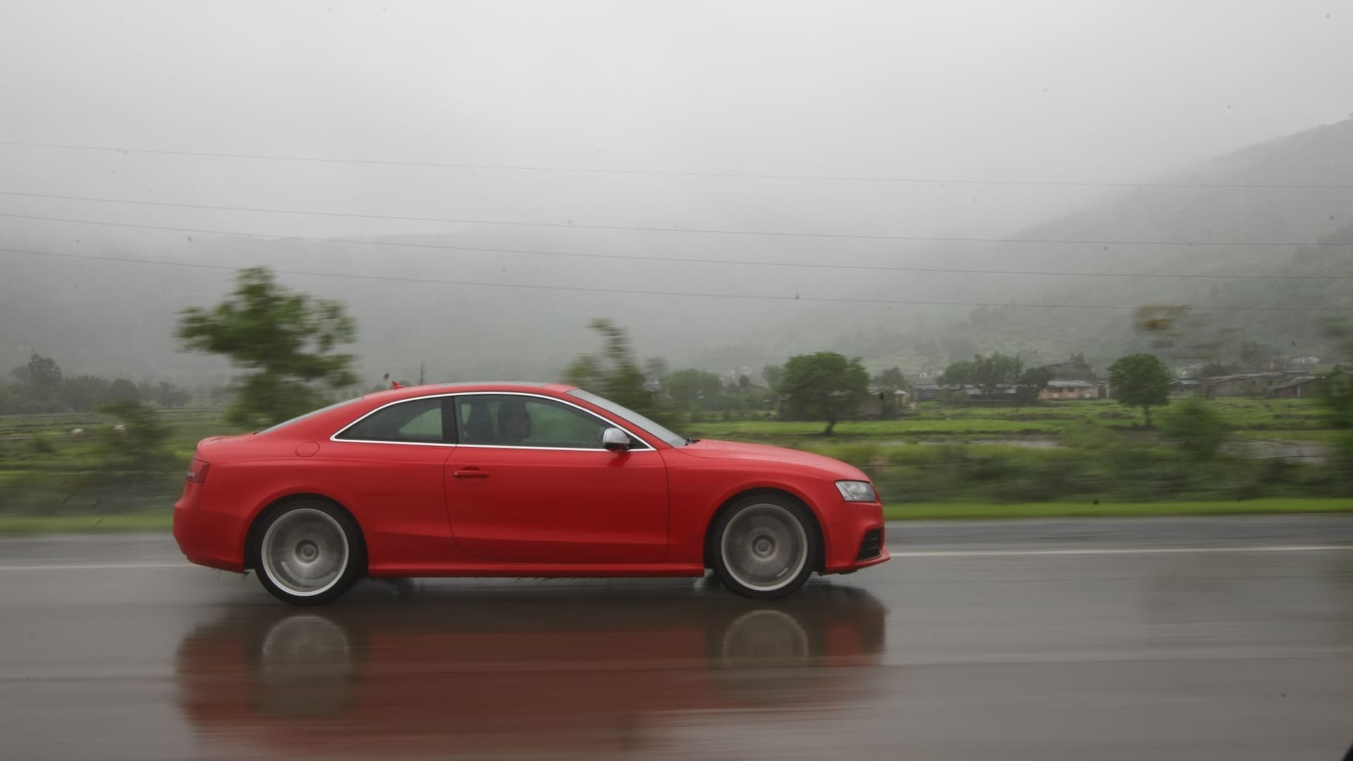 Audi-RS5-2012-STD-Exterior