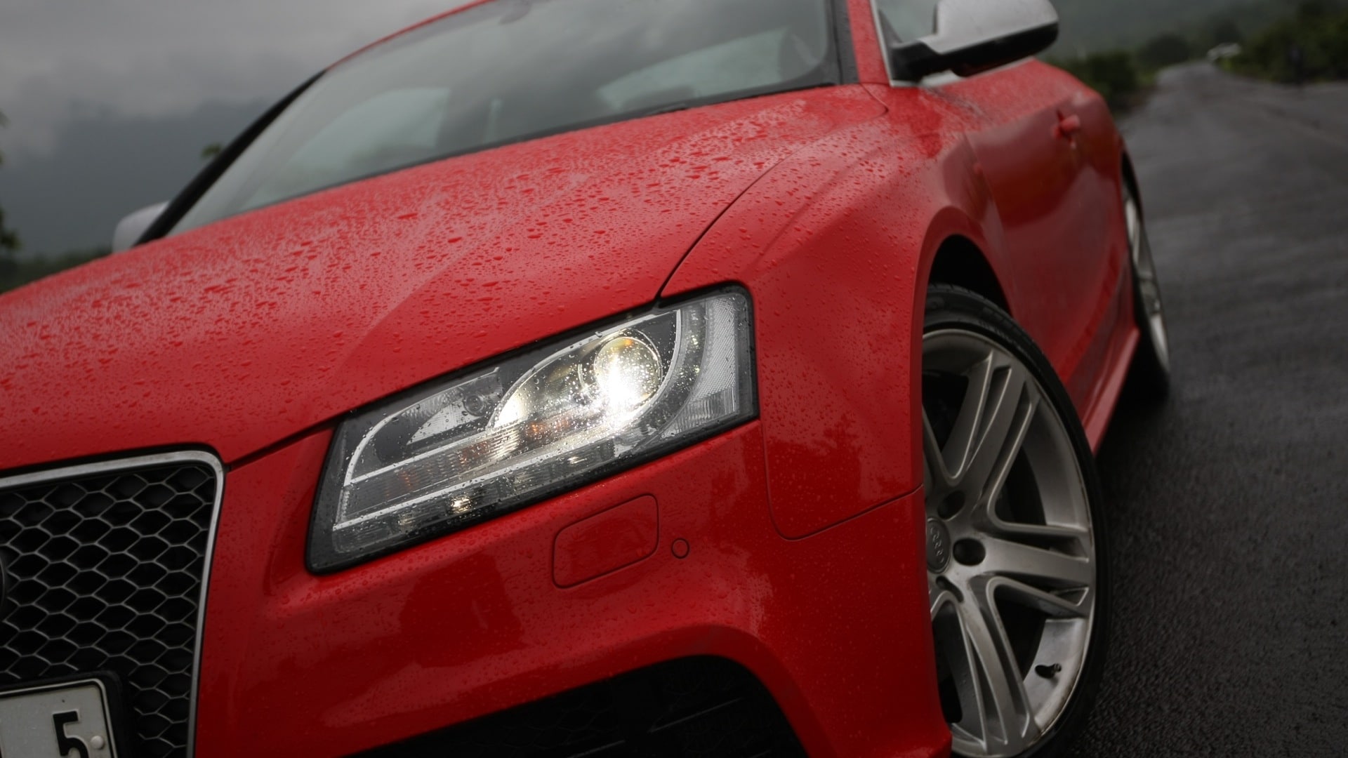 Audi-RS5-2012-STD-Exterior