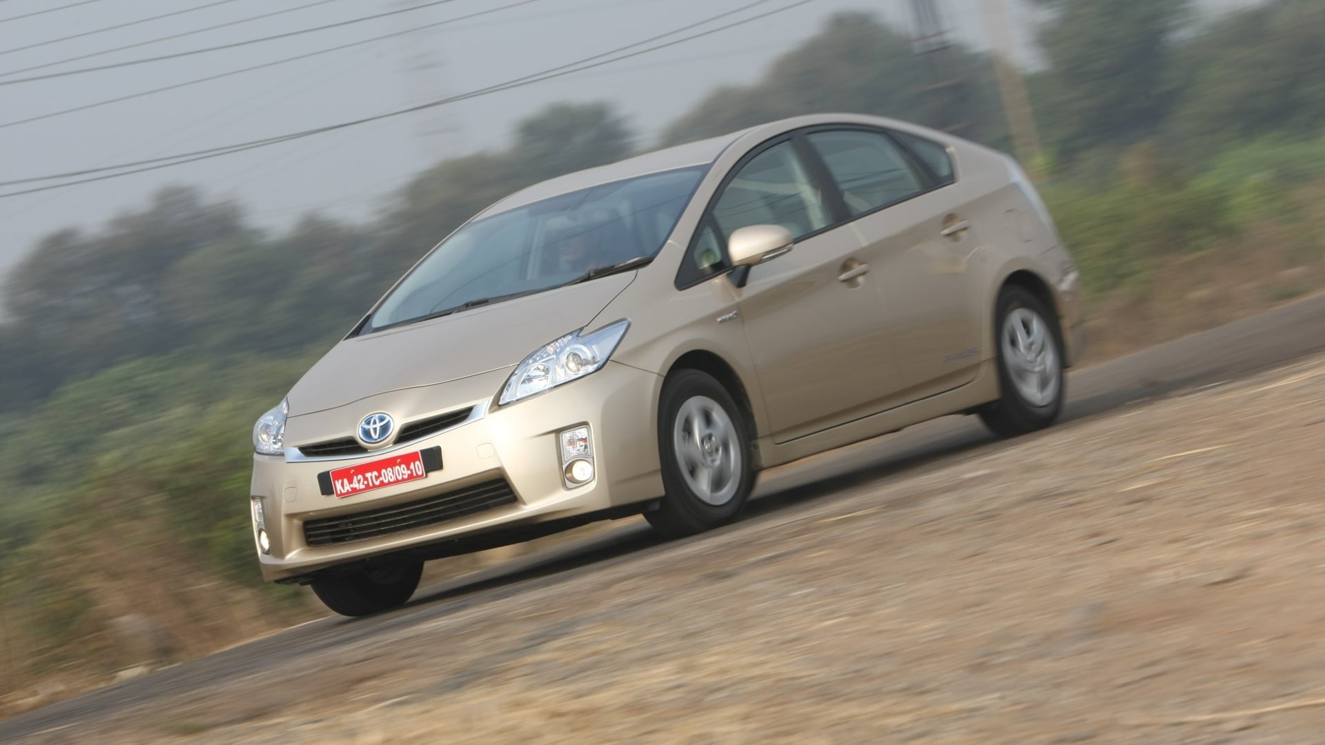Toyota-Prius-2013-1-8-Z5-Exterior