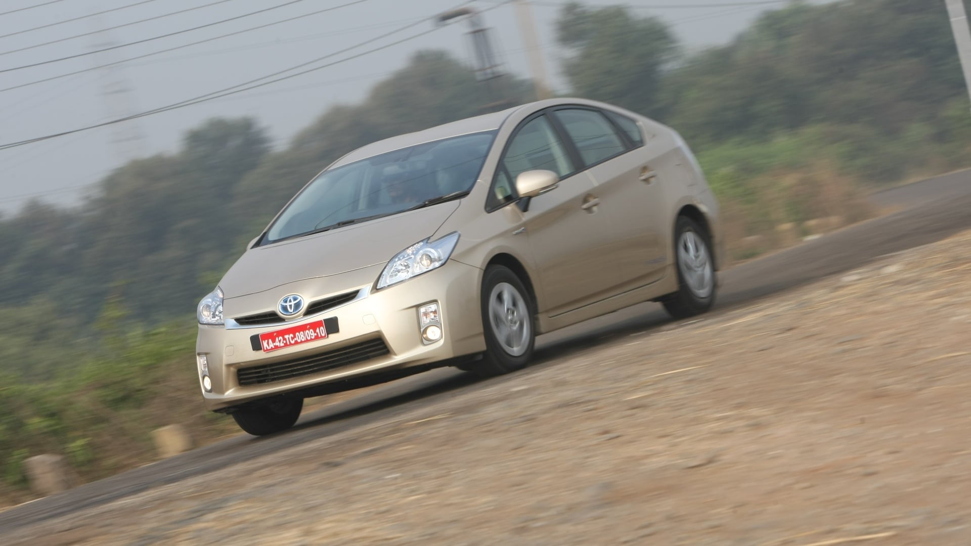 Toyota-Prius-2013-1-8-Z5-Exterior