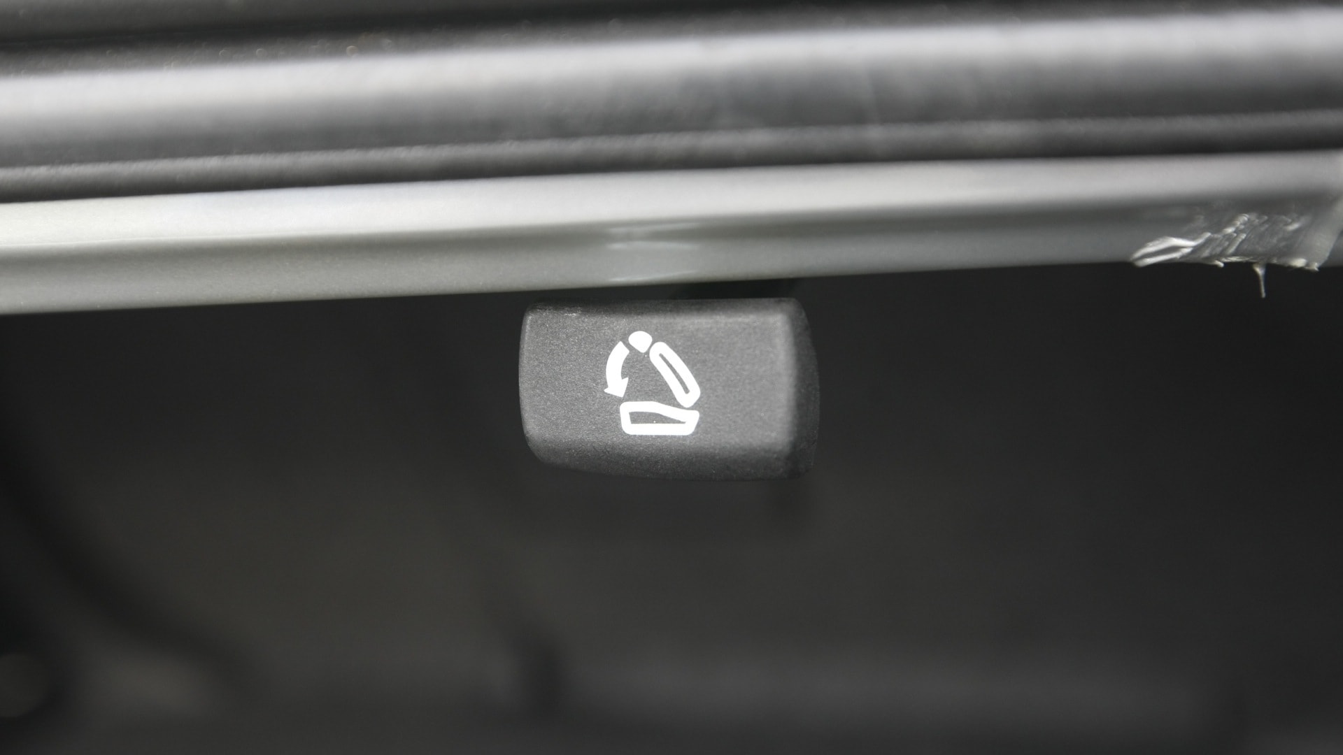 Volkswagen-Jetta-2011-2-0-Trendline-M-Exterior