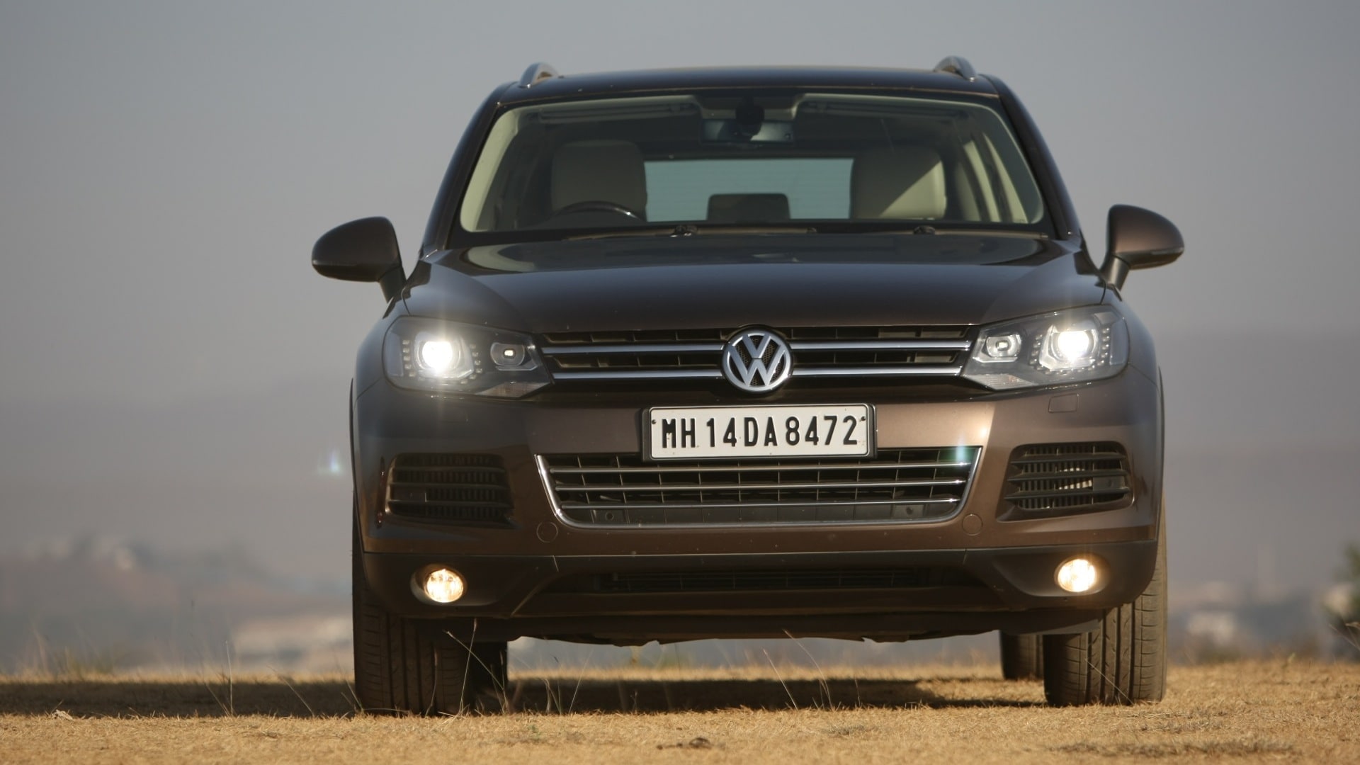 Volkswagen-Touareg-2012-V6-TDi-Compare