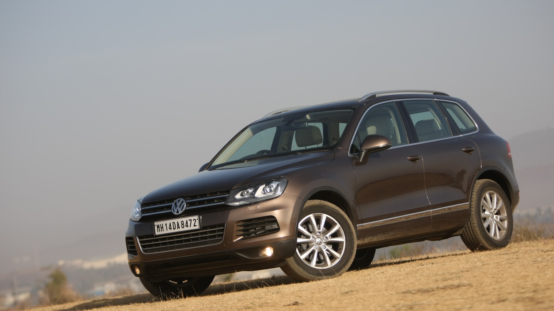 Volkswagen-Touareg-2012-V6-TDi-Exterior
