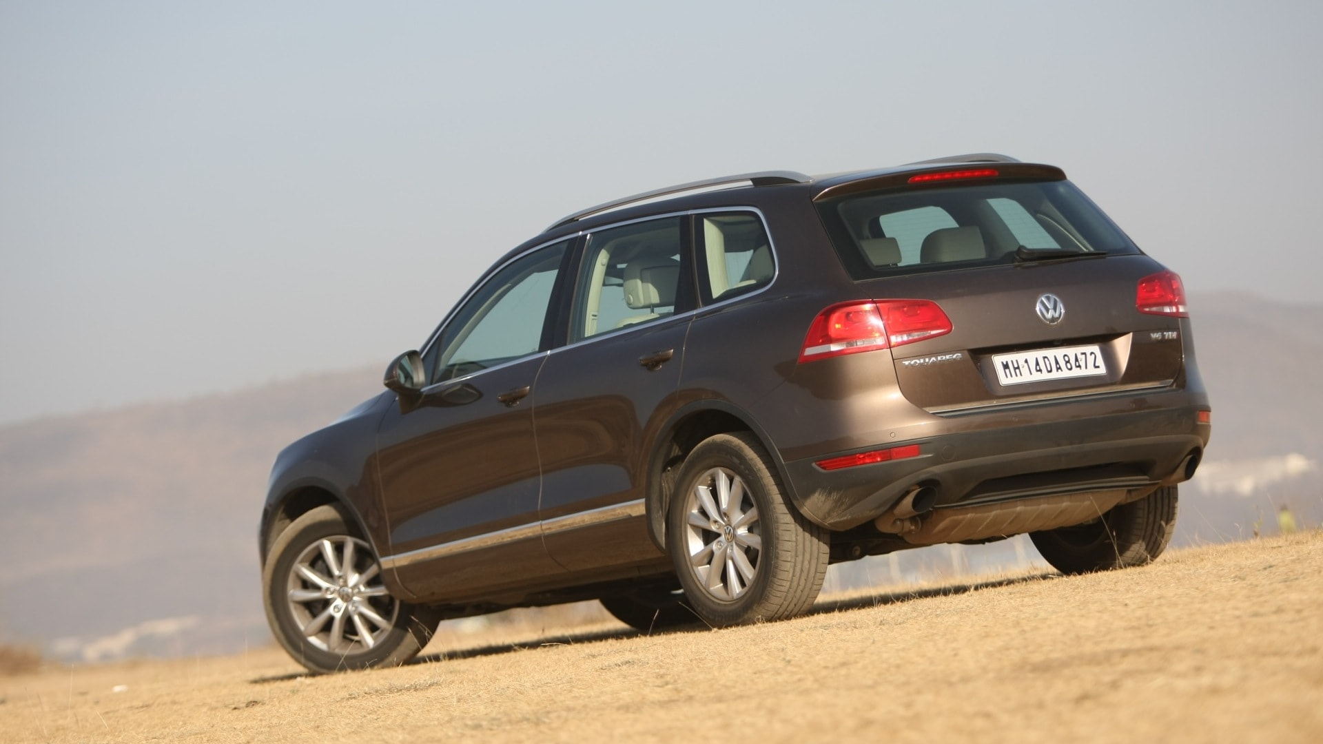 Volkswagen-Touareg-2012-V6-TDi-Exterior