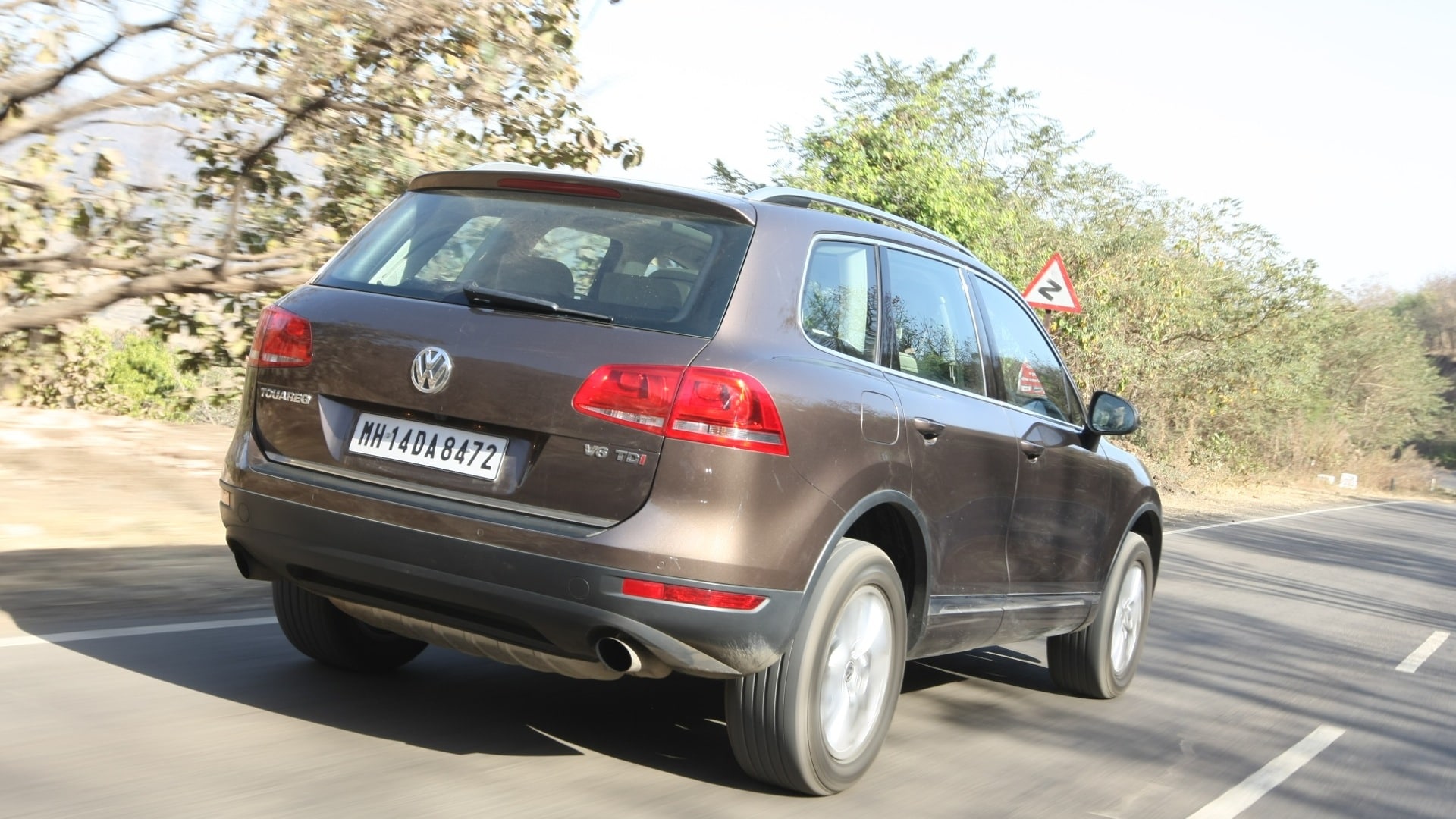 Volkswagen-Touareg-2012-V6-TDi-Exterior
