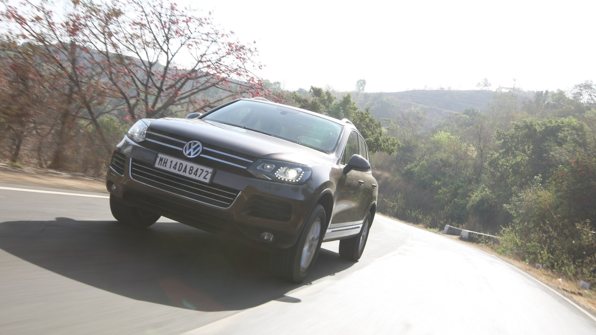 Volkswagen-Touareg-2012-V6-TDi-Exterior