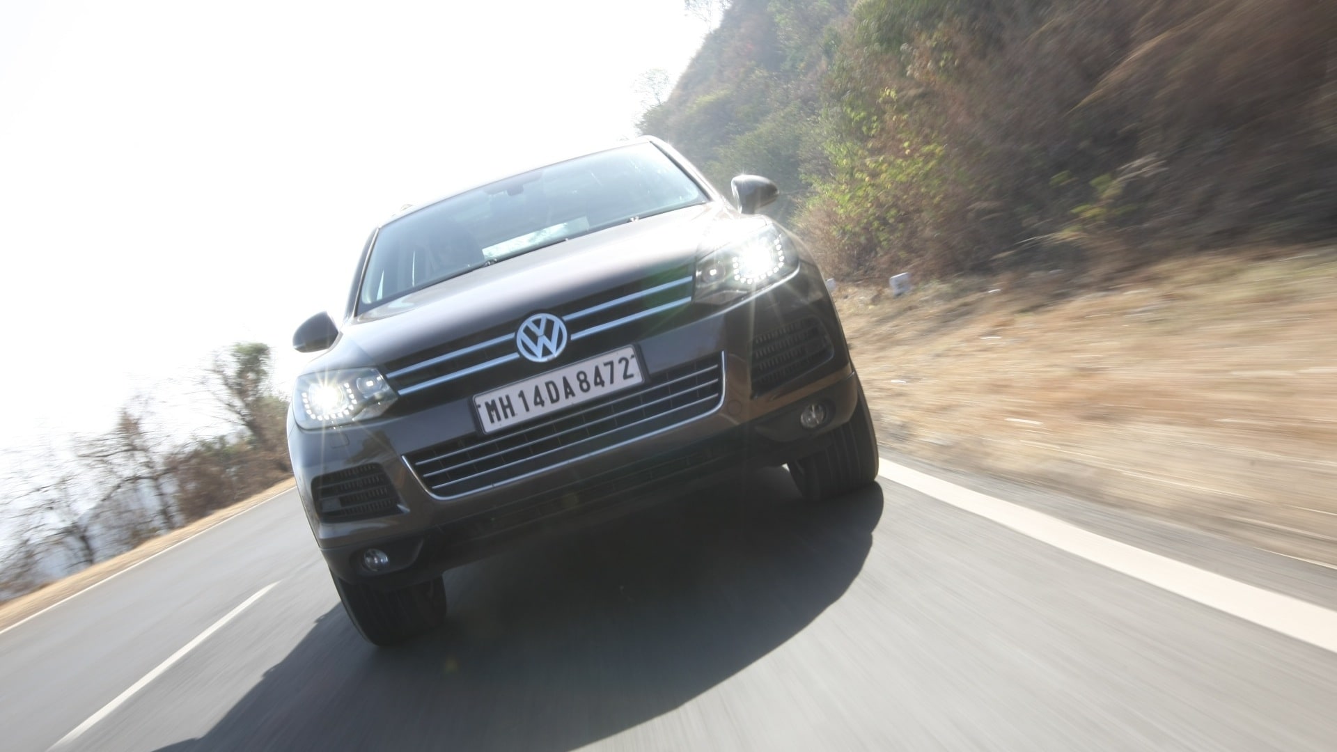 Volkswagen-Touareg-2012-V6-TDi-Exterior