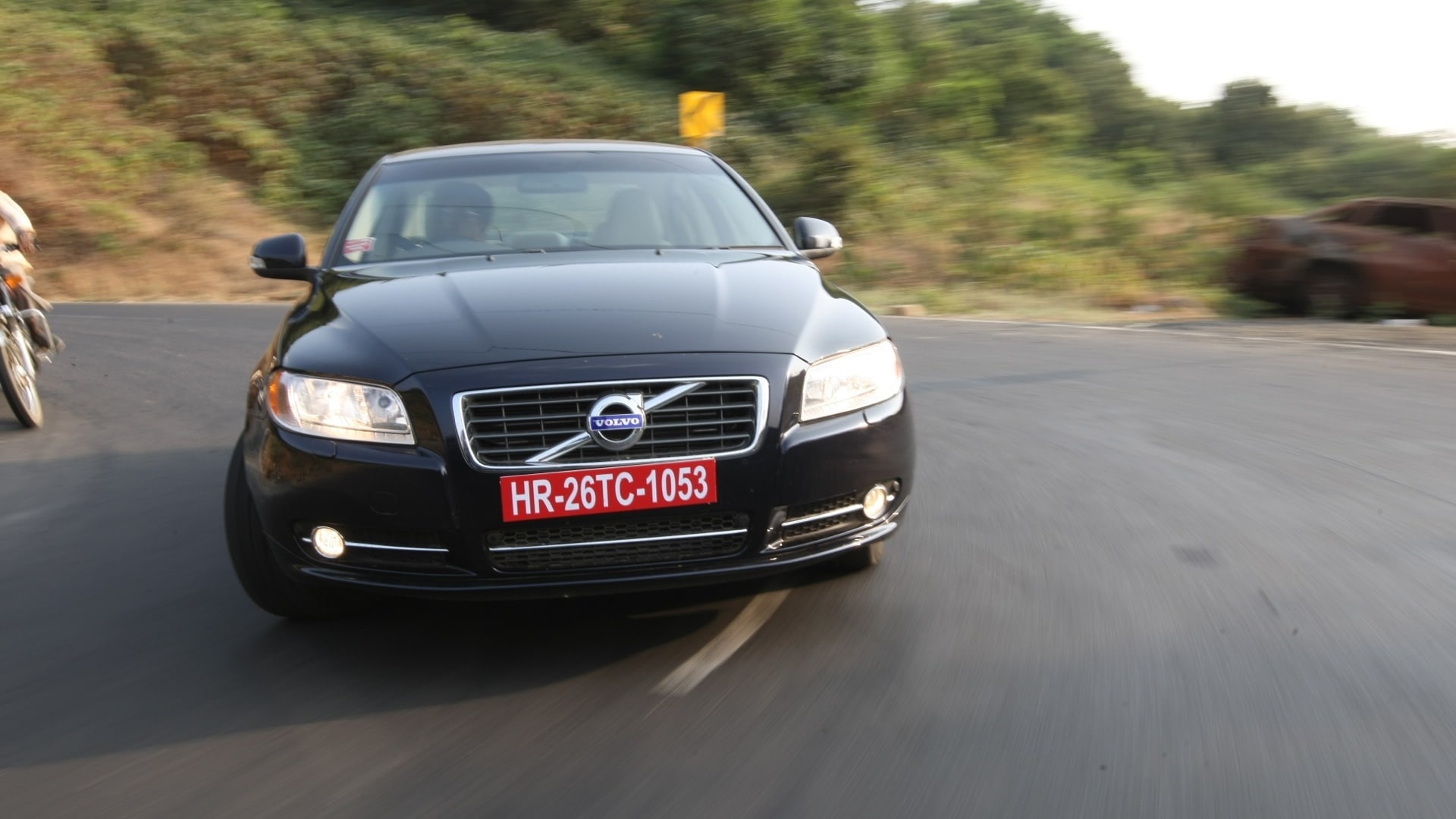 Volvo-S80-2013-2-4L-D5-Exterior