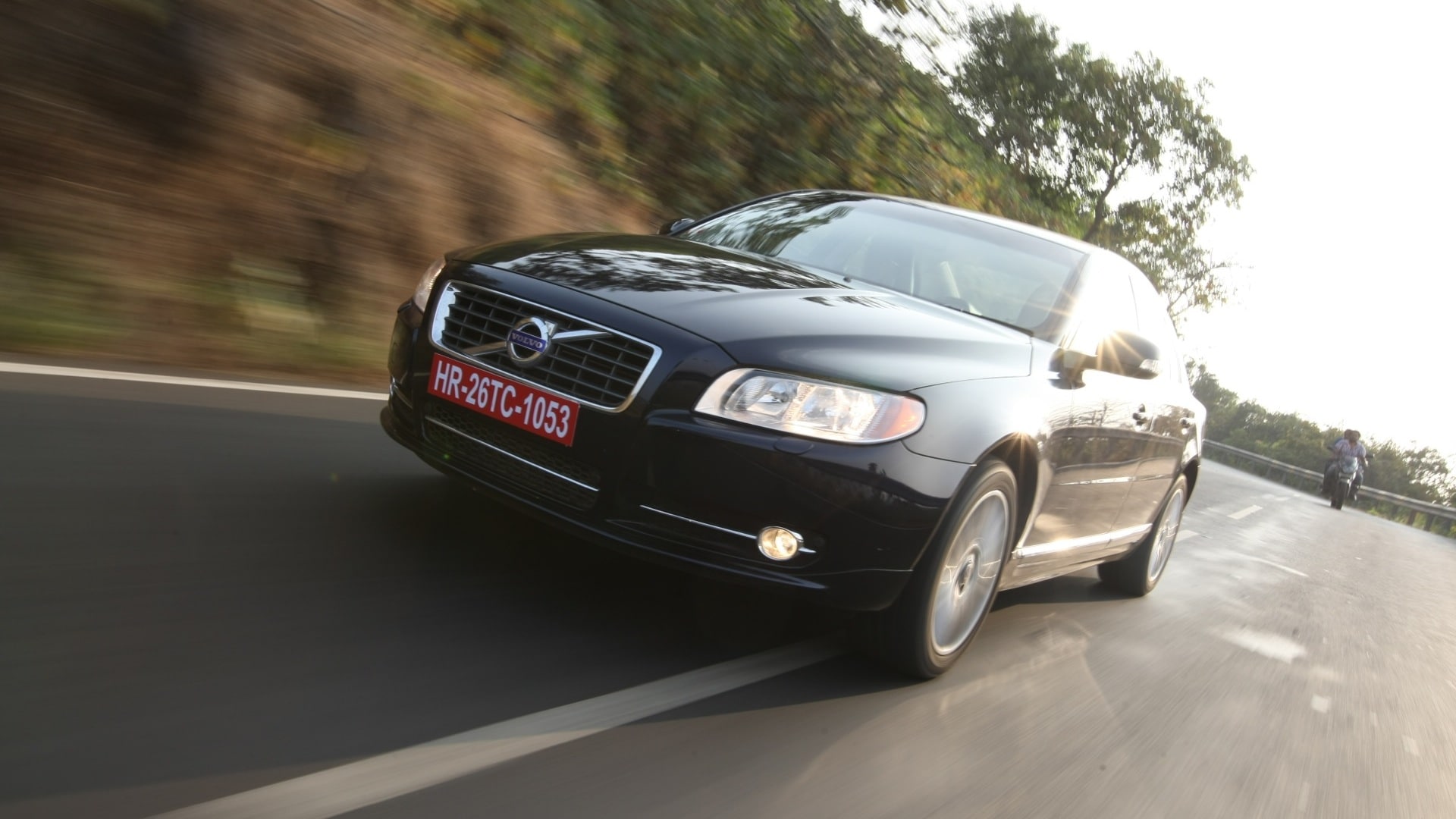 Volvo-S80-2013-2-4L-D5-Exterior