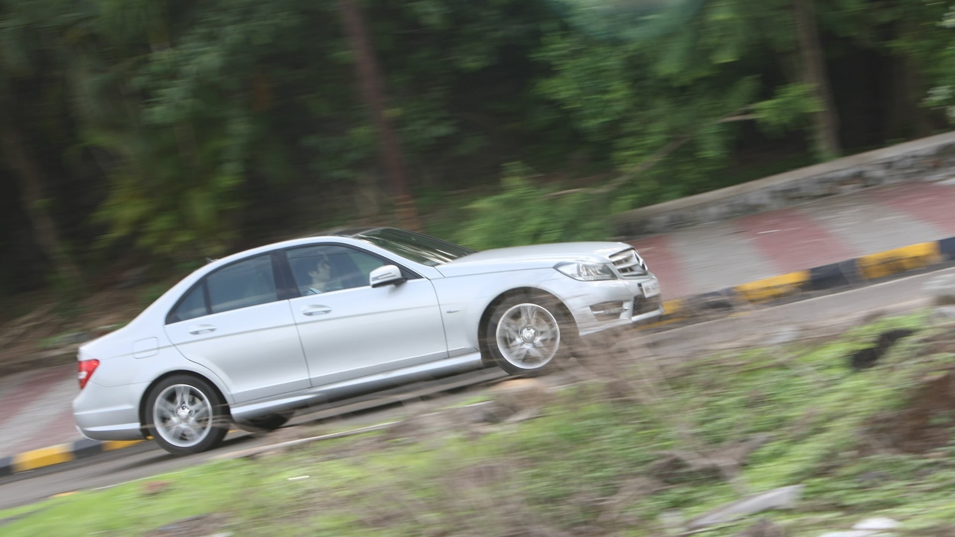 MercedesBenz-C class-2012-C250-AMG-Exterior