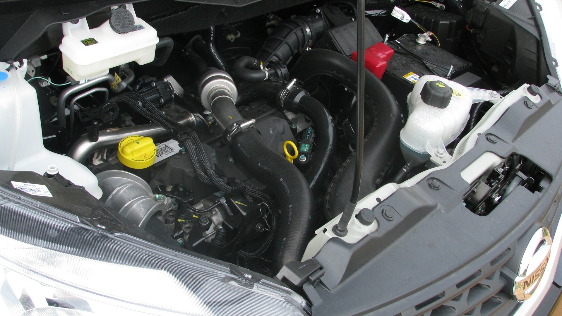 Nissan-Evalia-2014 Interior