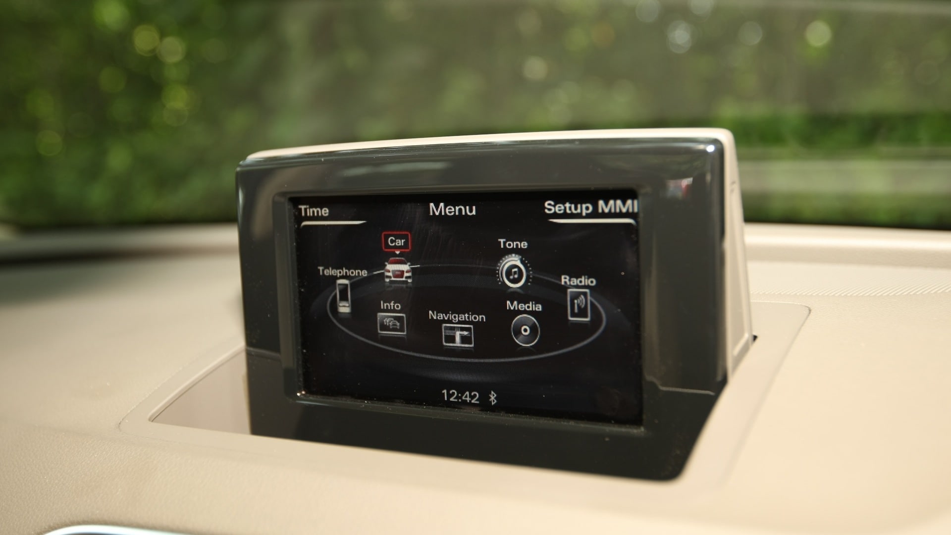 Audi-Q3-2012-2-0-TFSI-Quattro-Interior