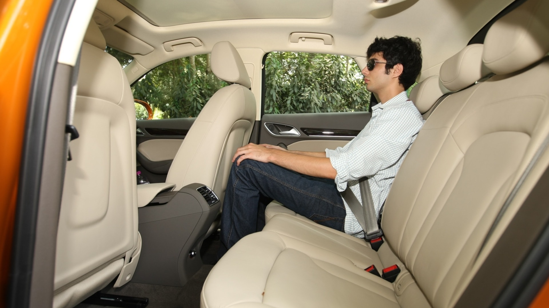 Audi-Q3-2012-2-0-TFSI-Quattro-Interior