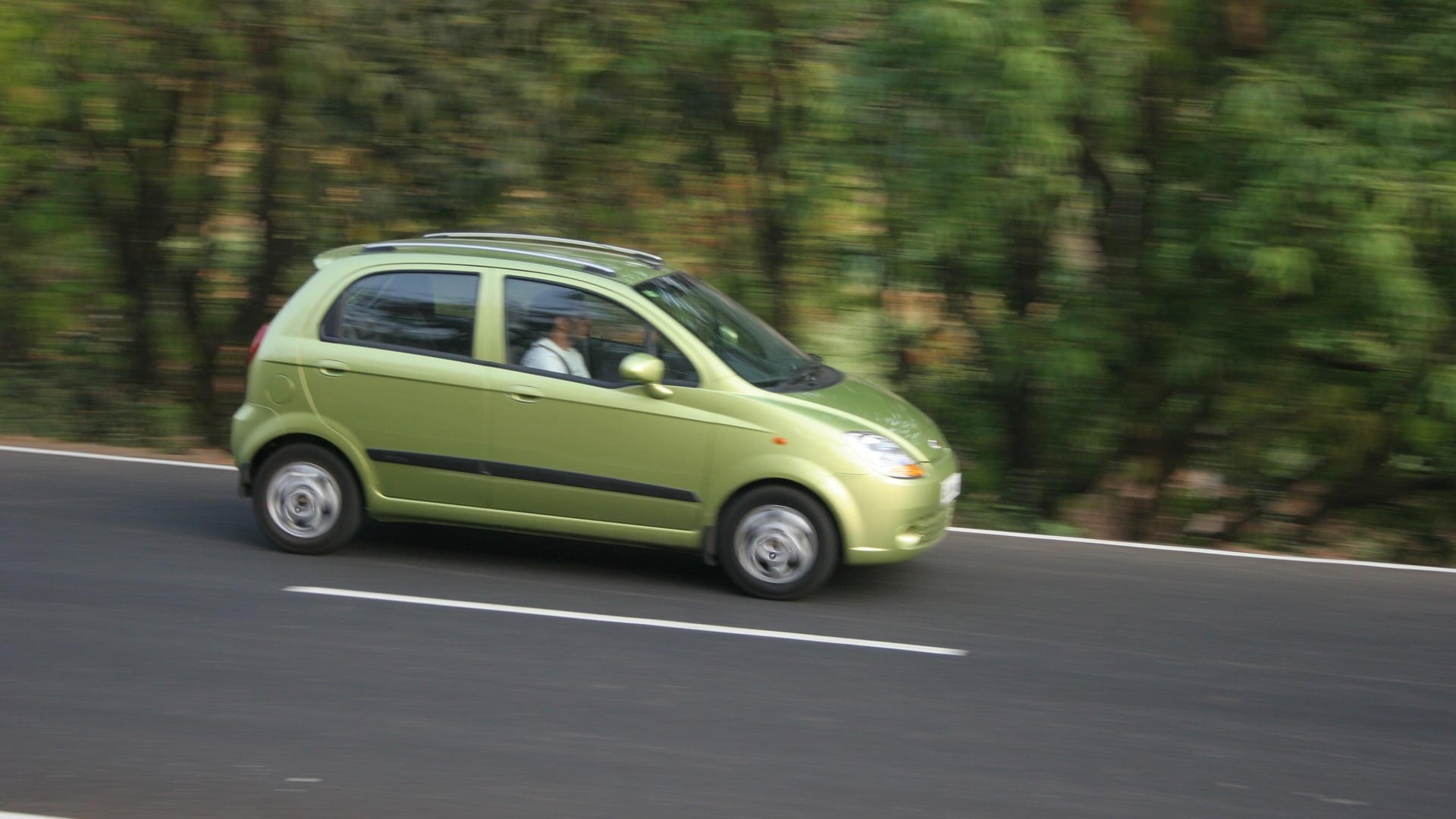 Chevrolet-Spark-2013-Base-Exterior