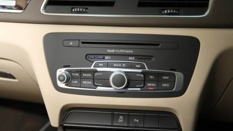 Audi-Q3-2012-2-0-TFSI-Quattro-Interior