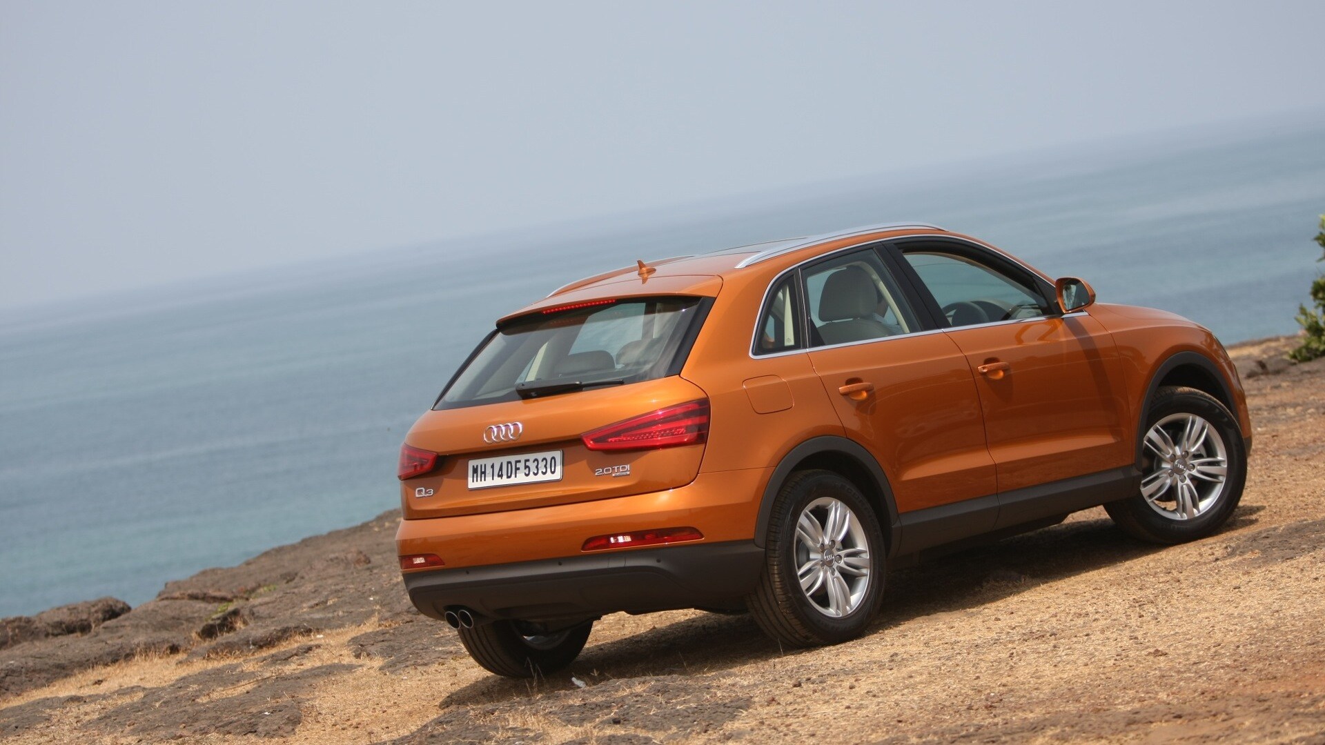 Audi-Q3-2012-2-0-TFSI-Quattro-Compare