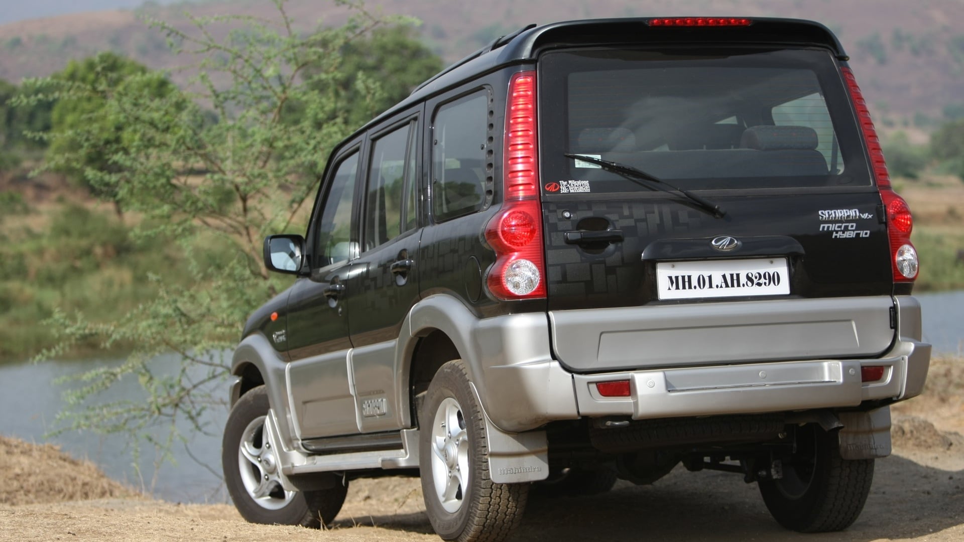Mahindra-Scorpio-2013-LX-Exterior