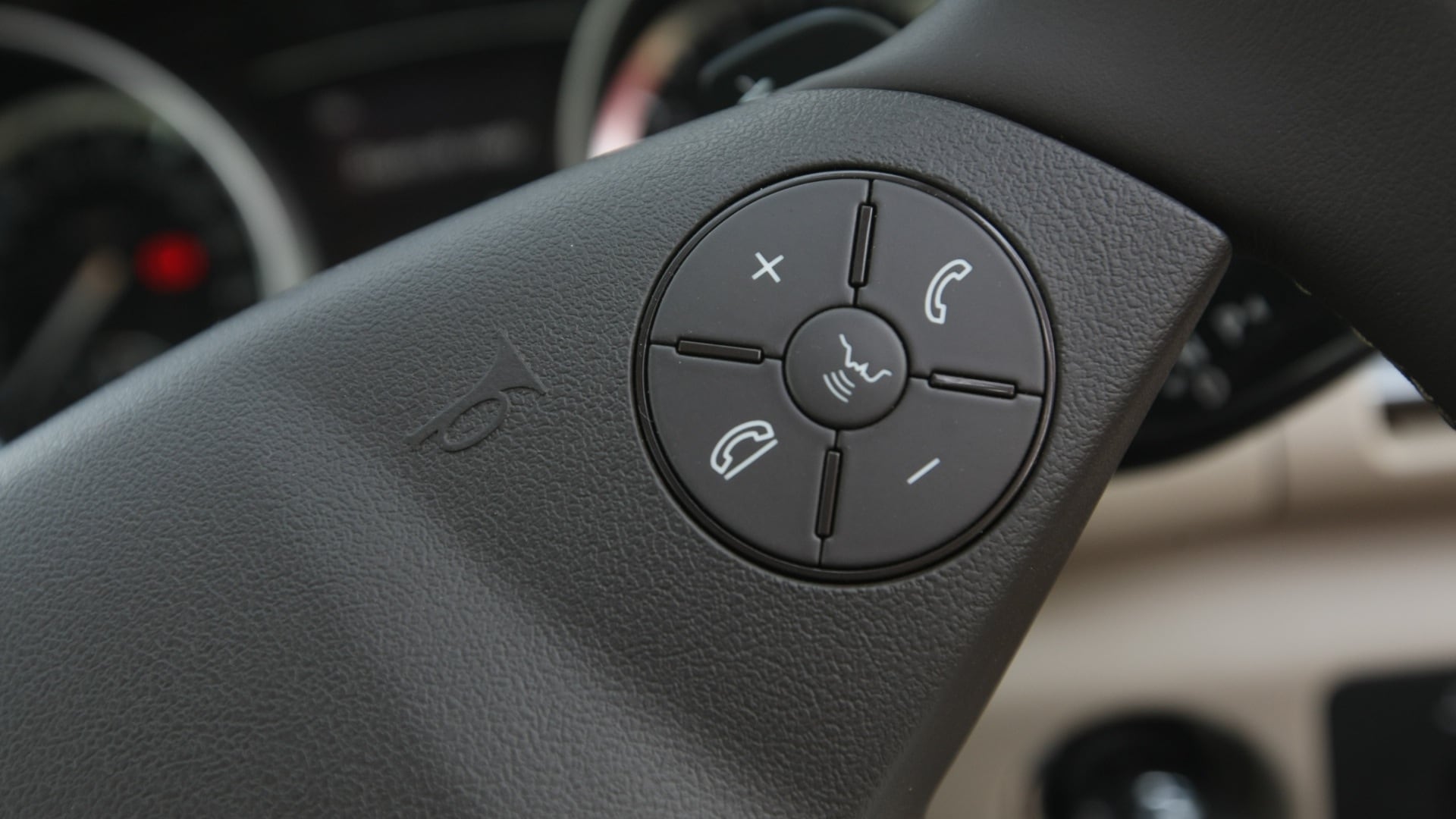 mercedesbenz-rclass-2013-R-350-4MATIC-long-interior