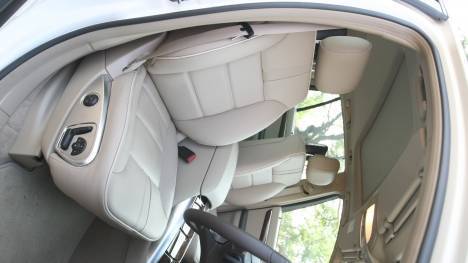 mercedesbenz-rclass-2013-R-350-4MATIC-long-interior