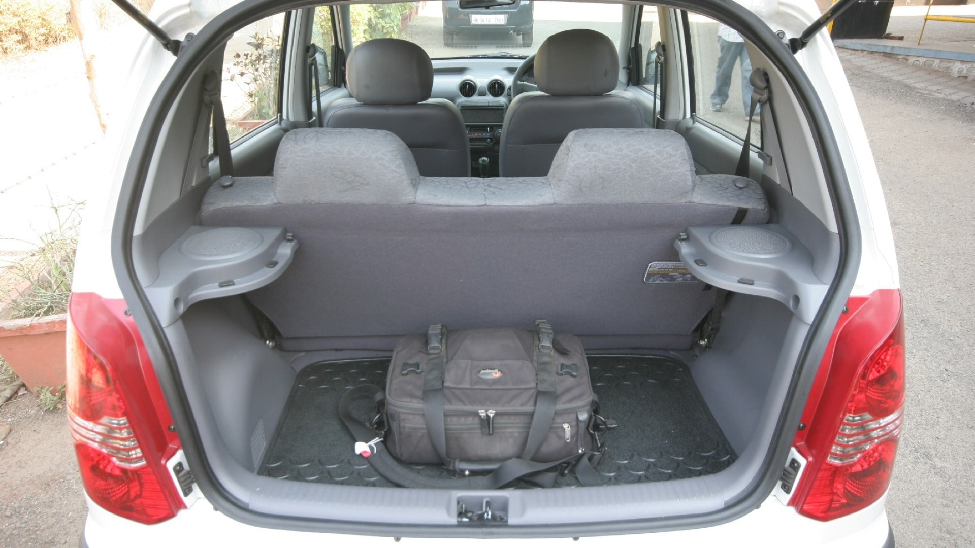 Hyundai-Santro-2012-Non-A/c-Interior