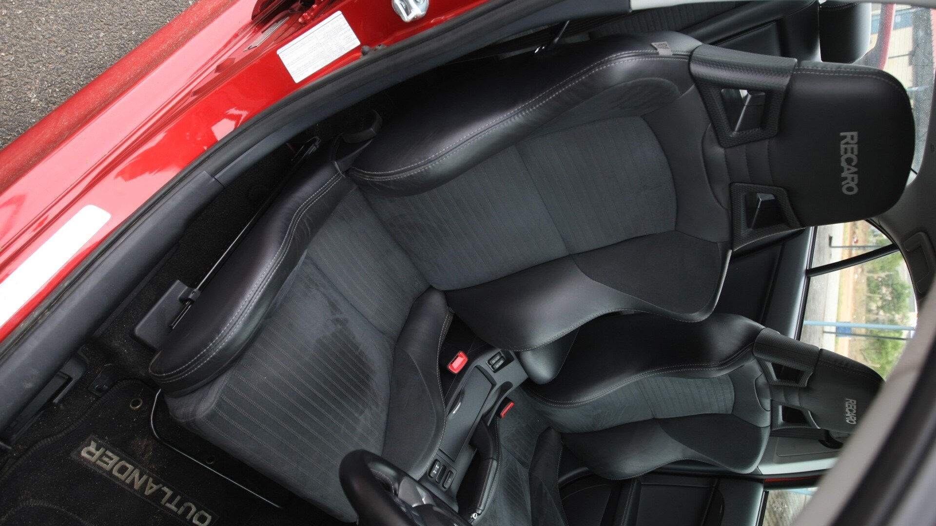 Mitsubishi-Evolution-x-2013-STD-Interior