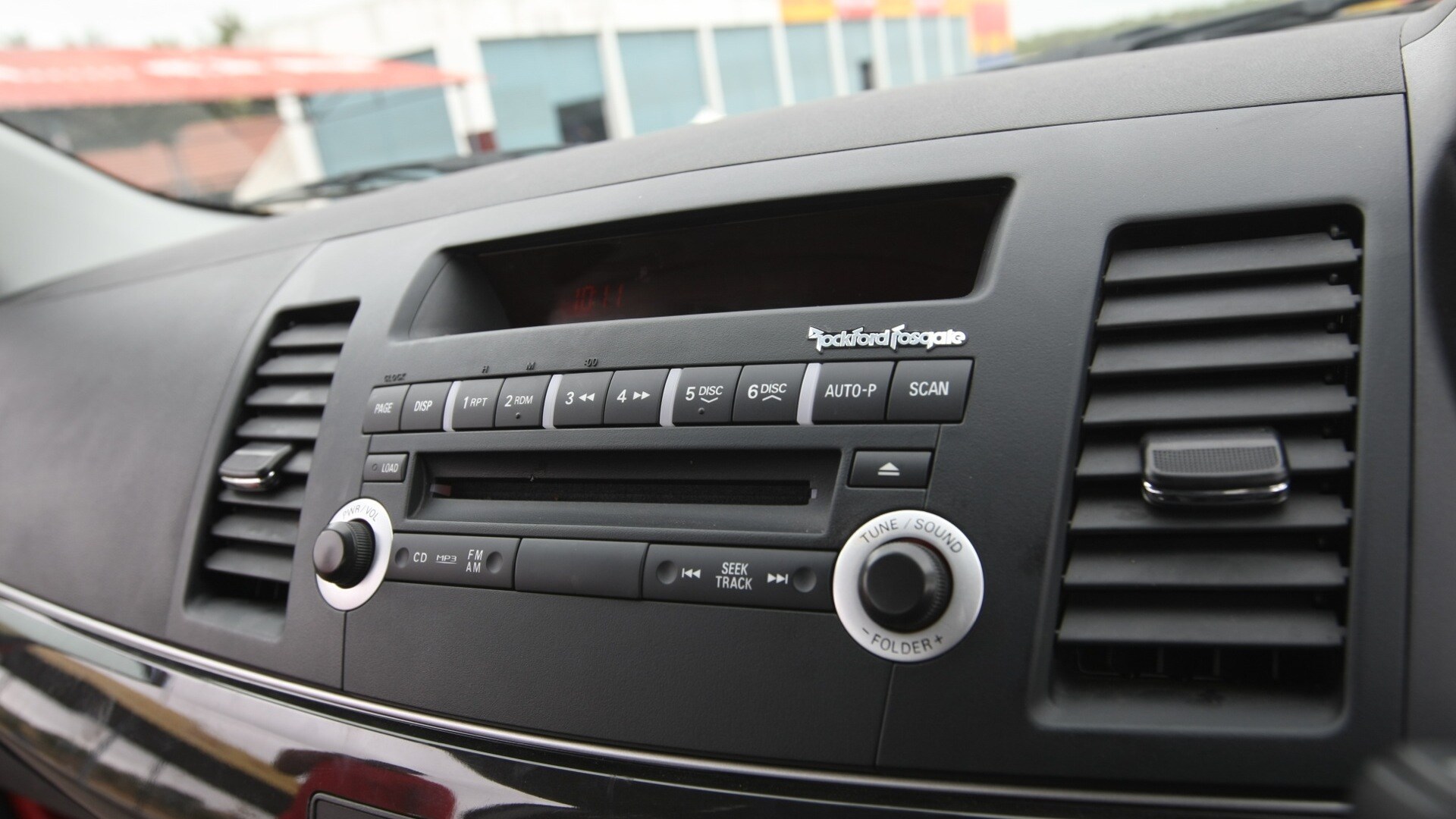 Mitsubishi-Evolution-x-2013-STD-Interior