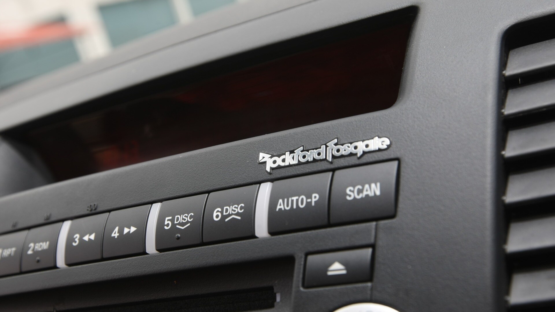 Mitsubishi-Evolution-x-2013-STD-Interior