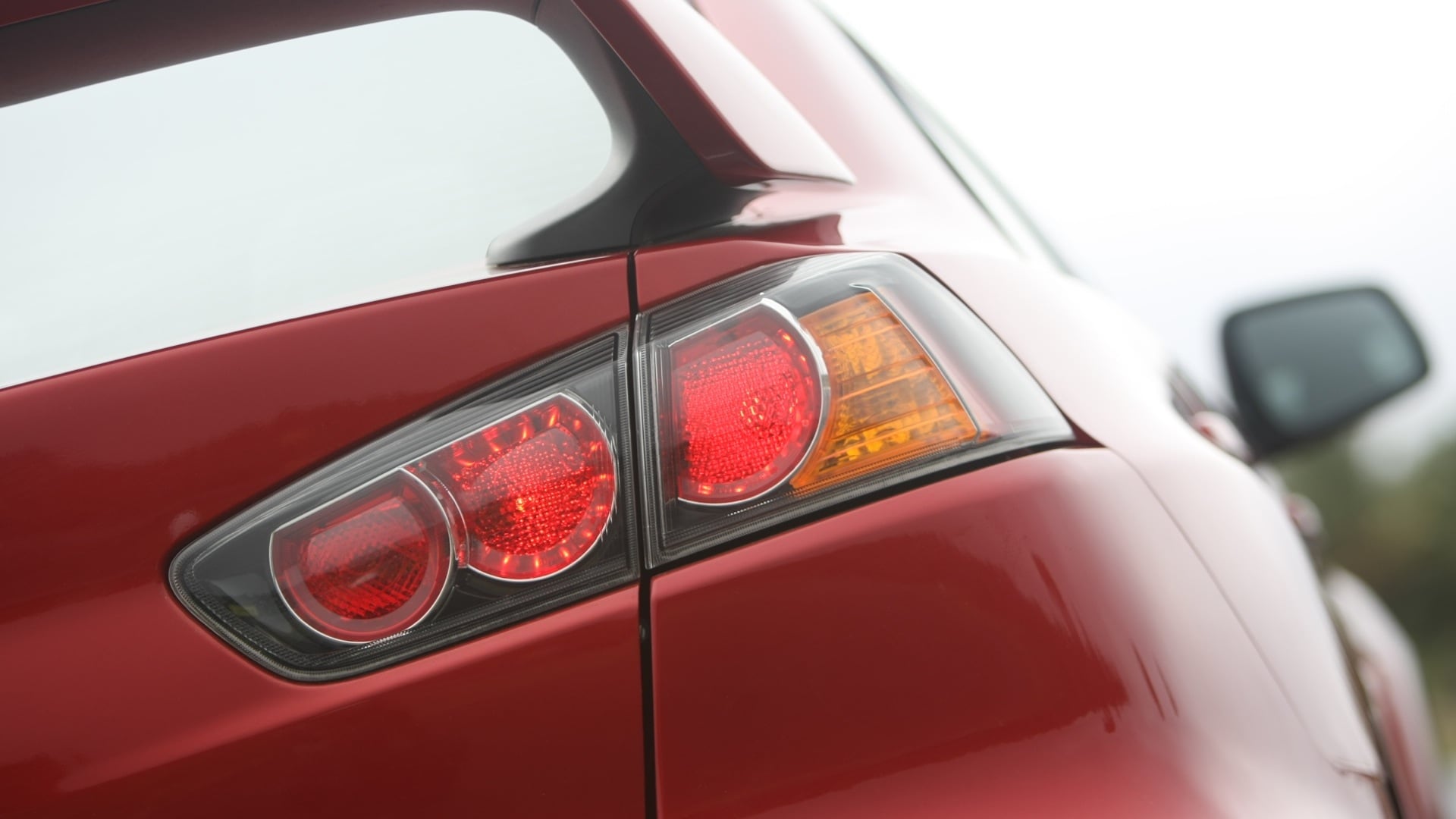 Mitsubishi-Evolution-x-2013-STD-Exterior