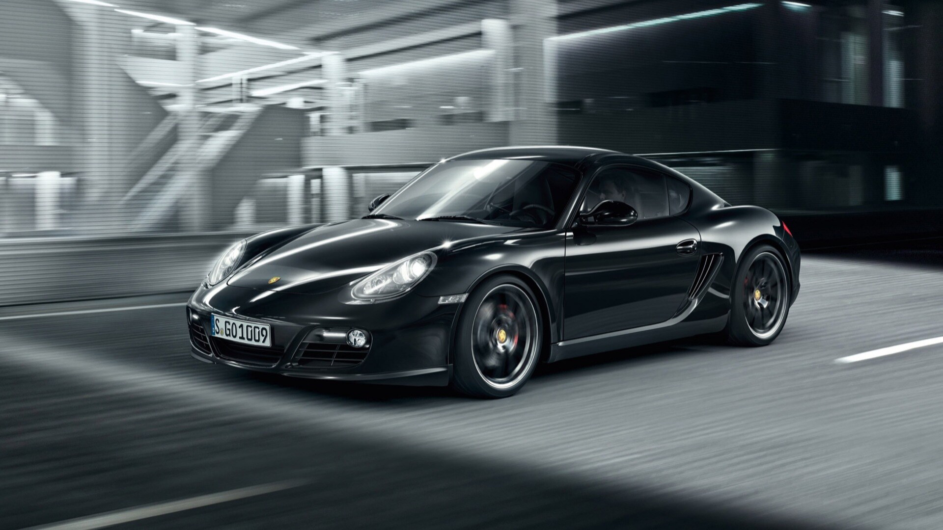 Porsche-Cayman-2013-S-Exterior