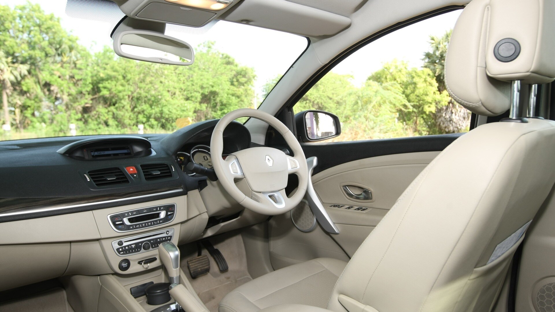 Renault-Fluence--2013-Diesel