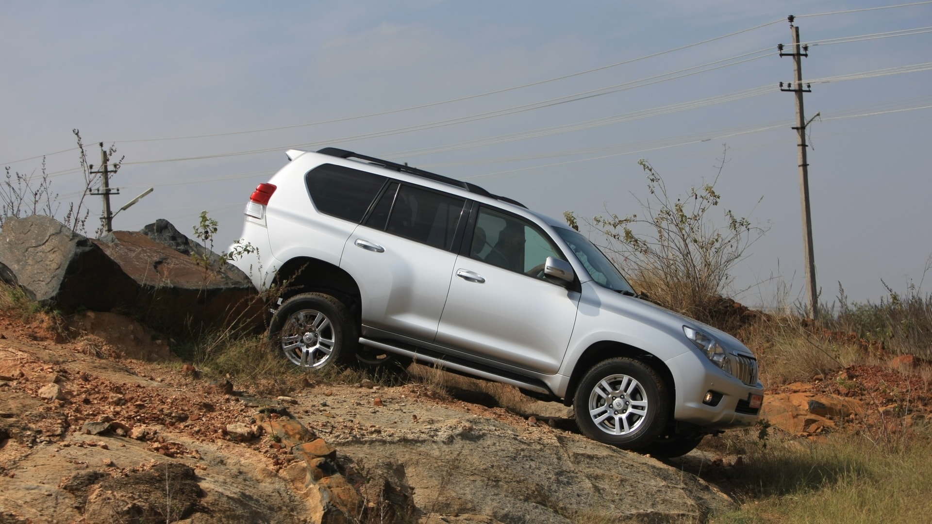 Toyota  Land Cruiser Prado-2013-STD-Exterior