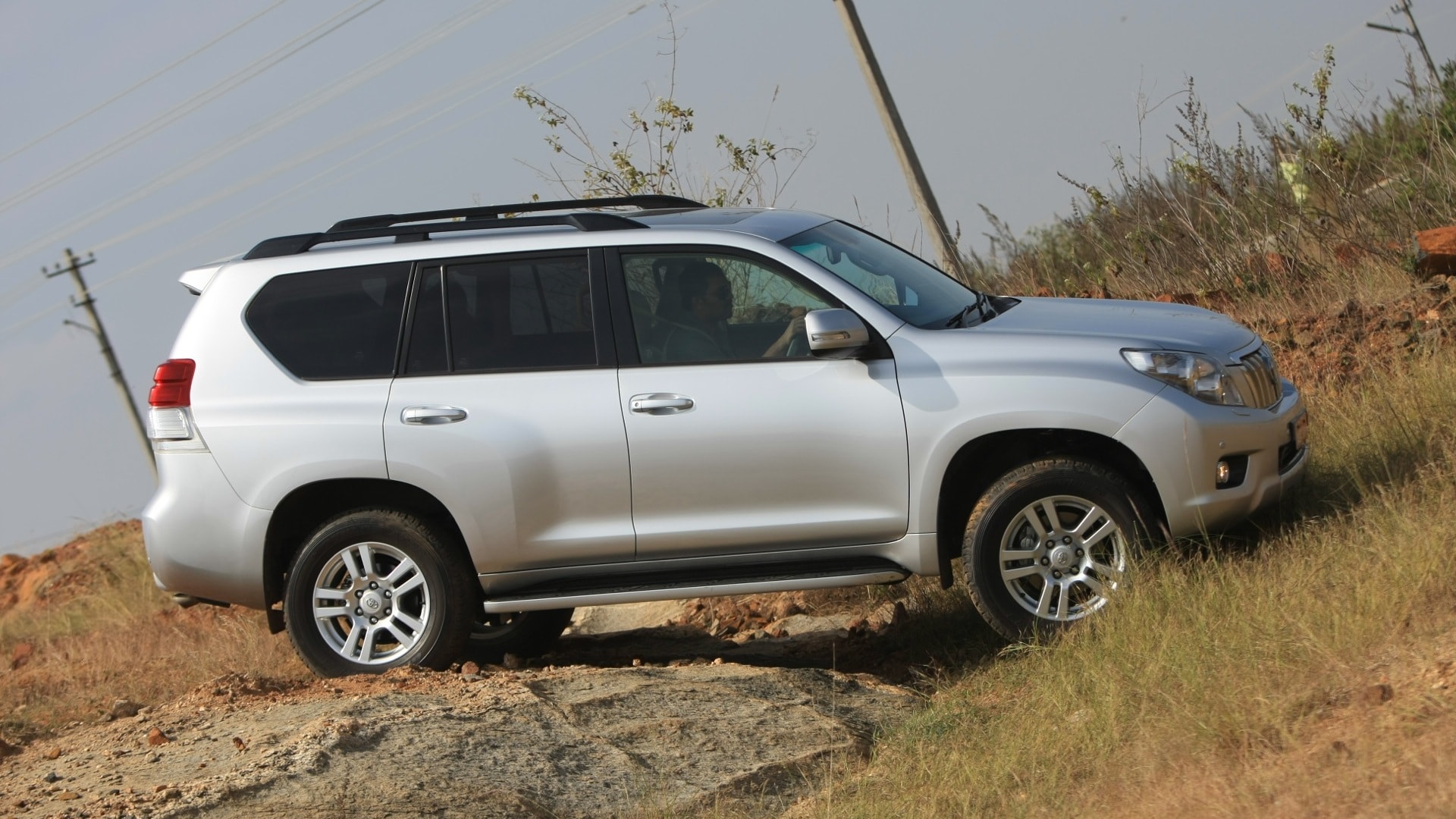 Toyota  Land Cruiser Prado-2013-STD-Exterior