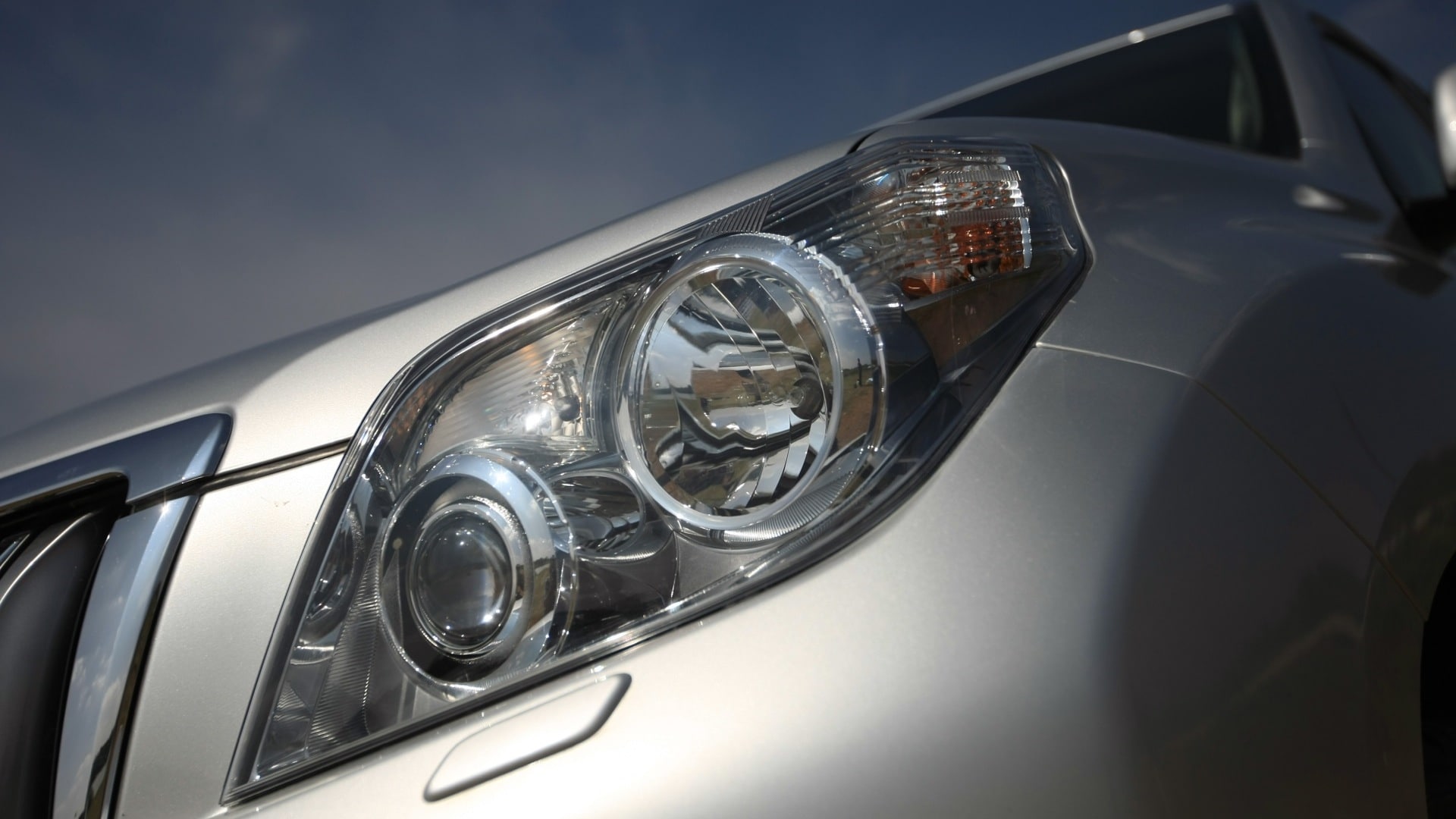 Toyota  Land Cruiser Prado-2013-STD-Exterior