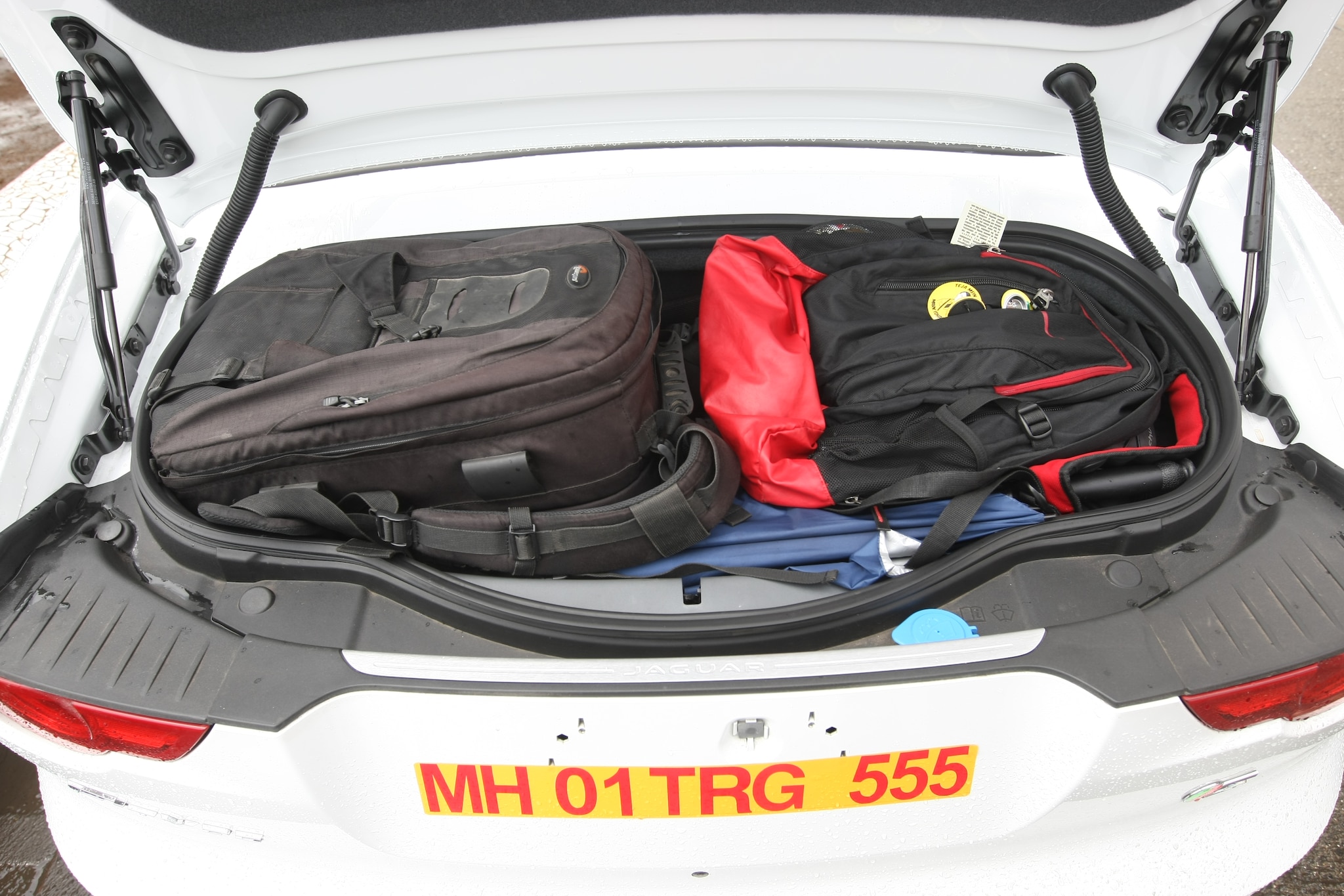 Jaguar-F-Type-2013-V8 S Compare