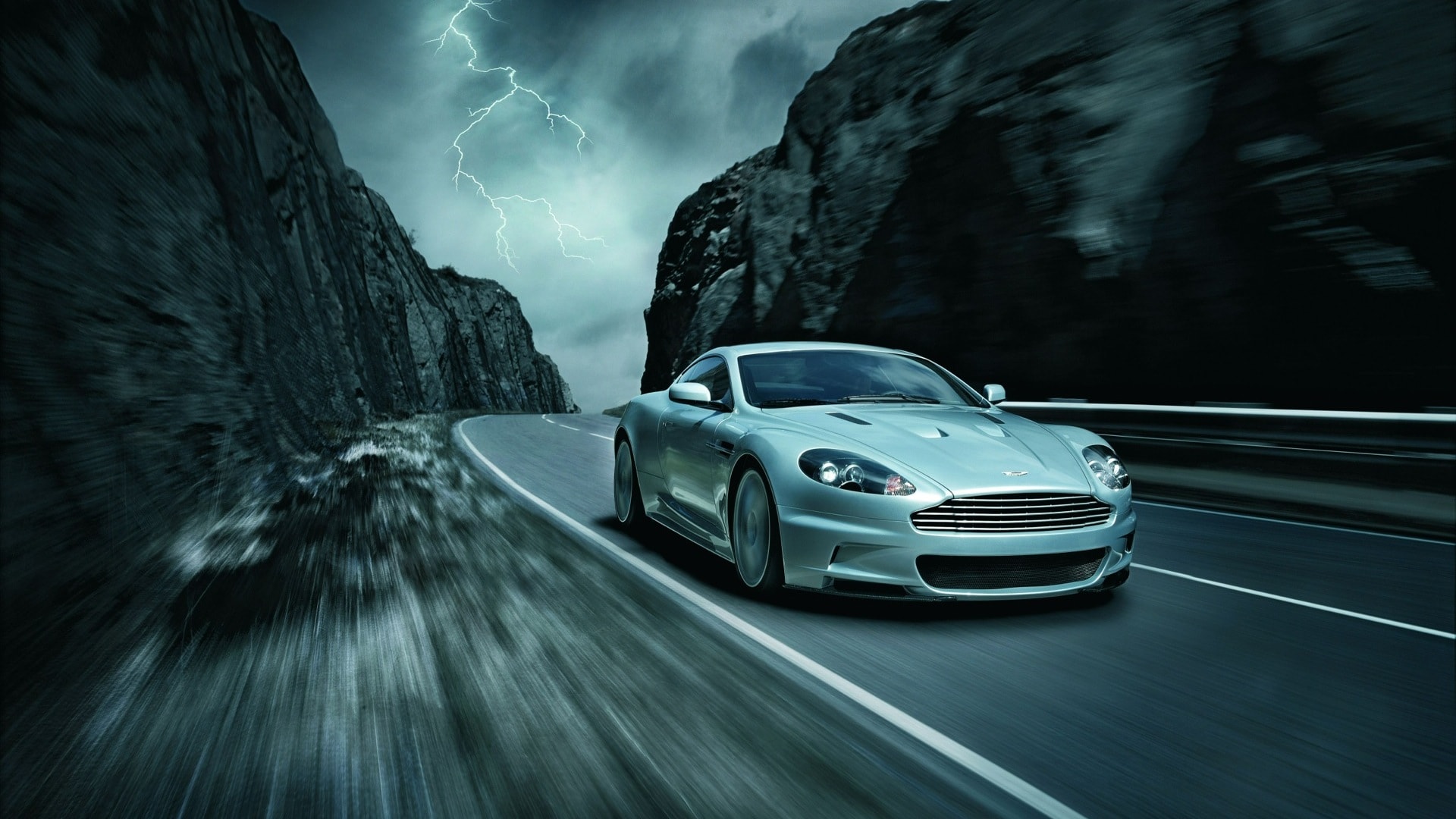 Aston Martin DBS Coupe Exterior