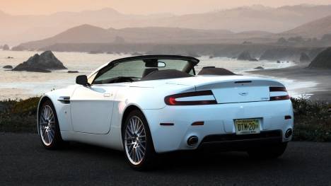 Aston Martin  Vantage S Exterior