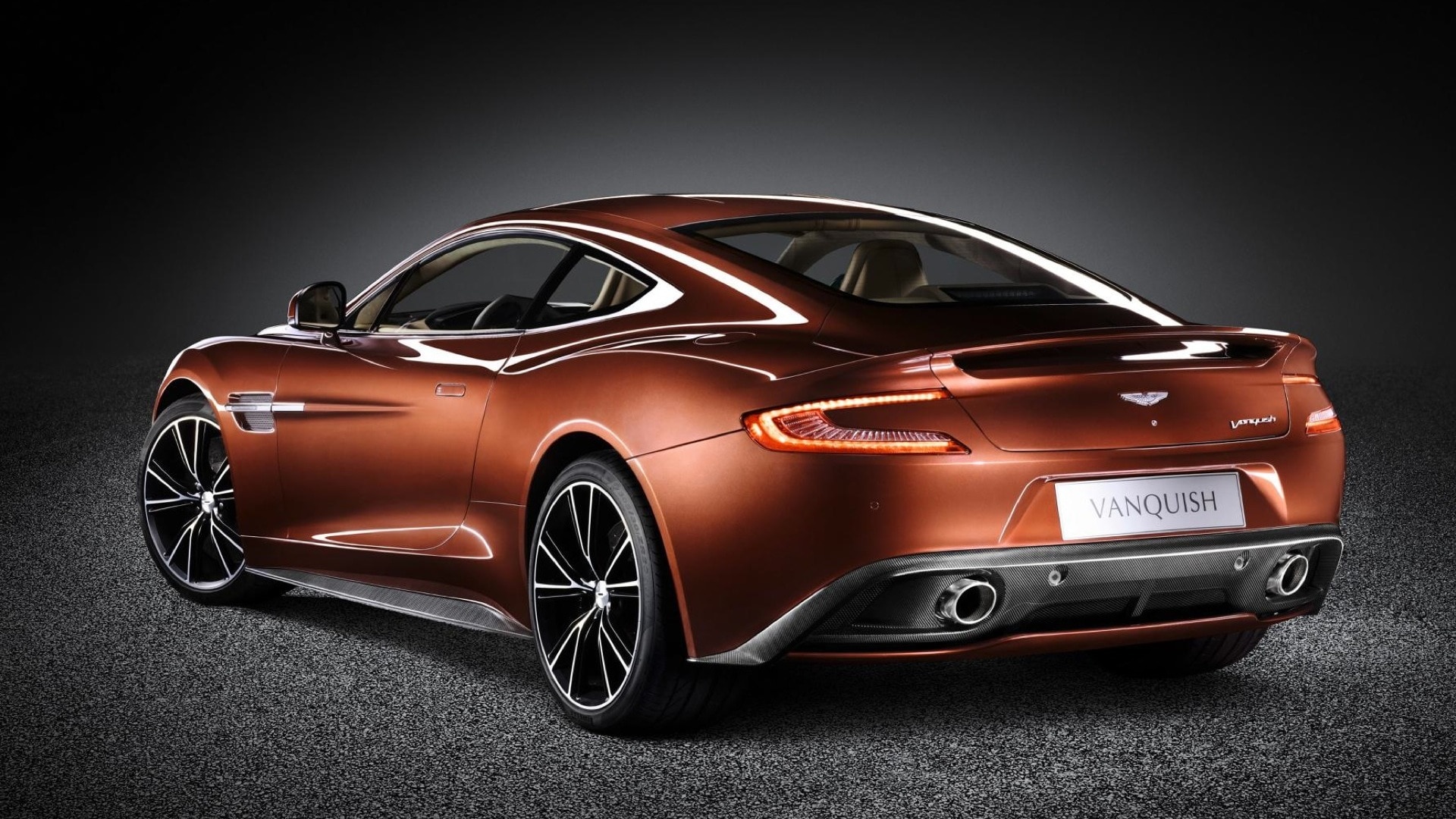 Aston Martin  Vanquish Exterior