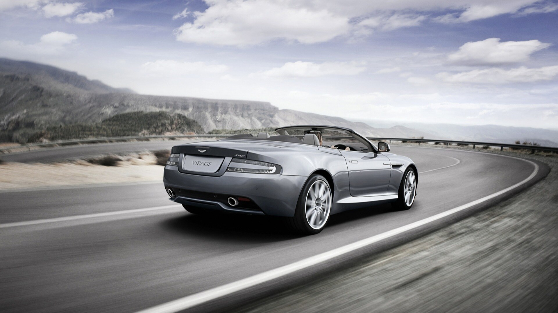 Aston Martin  Virage Exterior