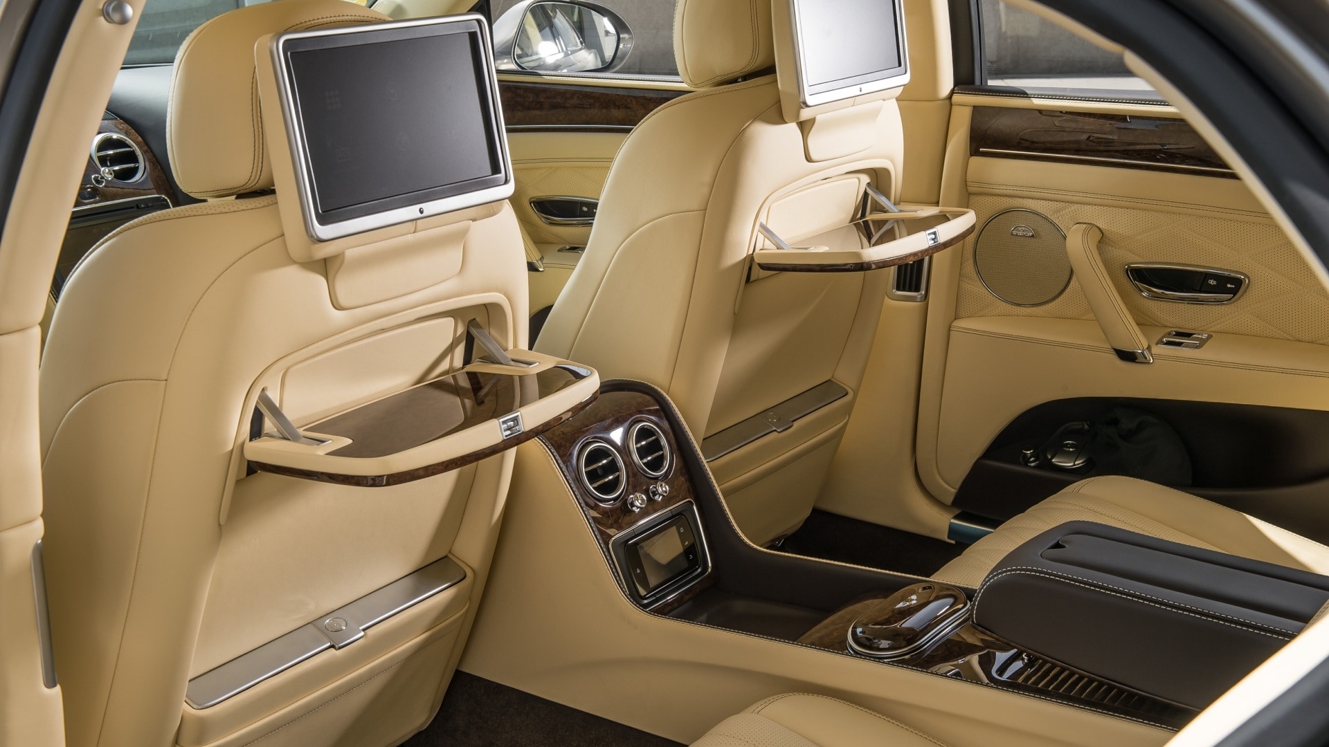 Bentley-Flying-Spur-2014-STD Interior