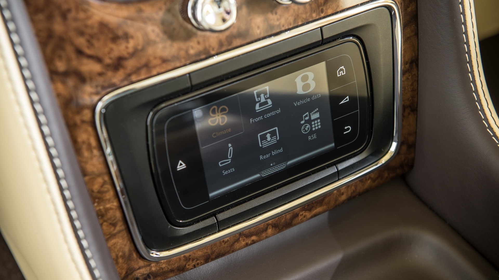 Bentley-Flying-Spur-2014-STD Interior