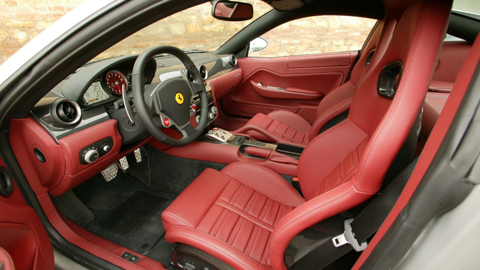 Ferrari  599-2013-GTB-Fiorano Compare