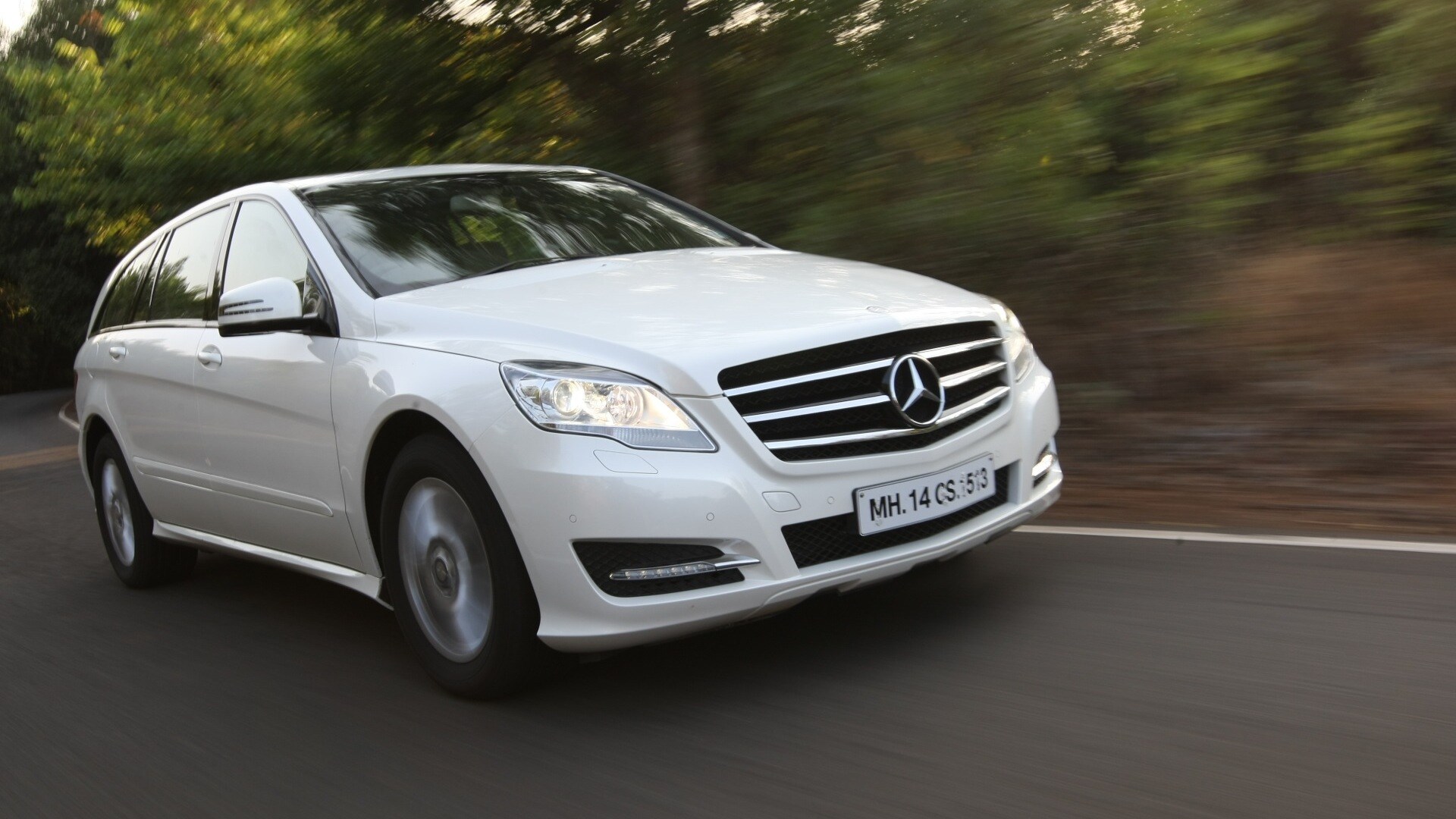 Mercedes-Benz-R class-2012-R-350-CDI-4MATIC-Exterior