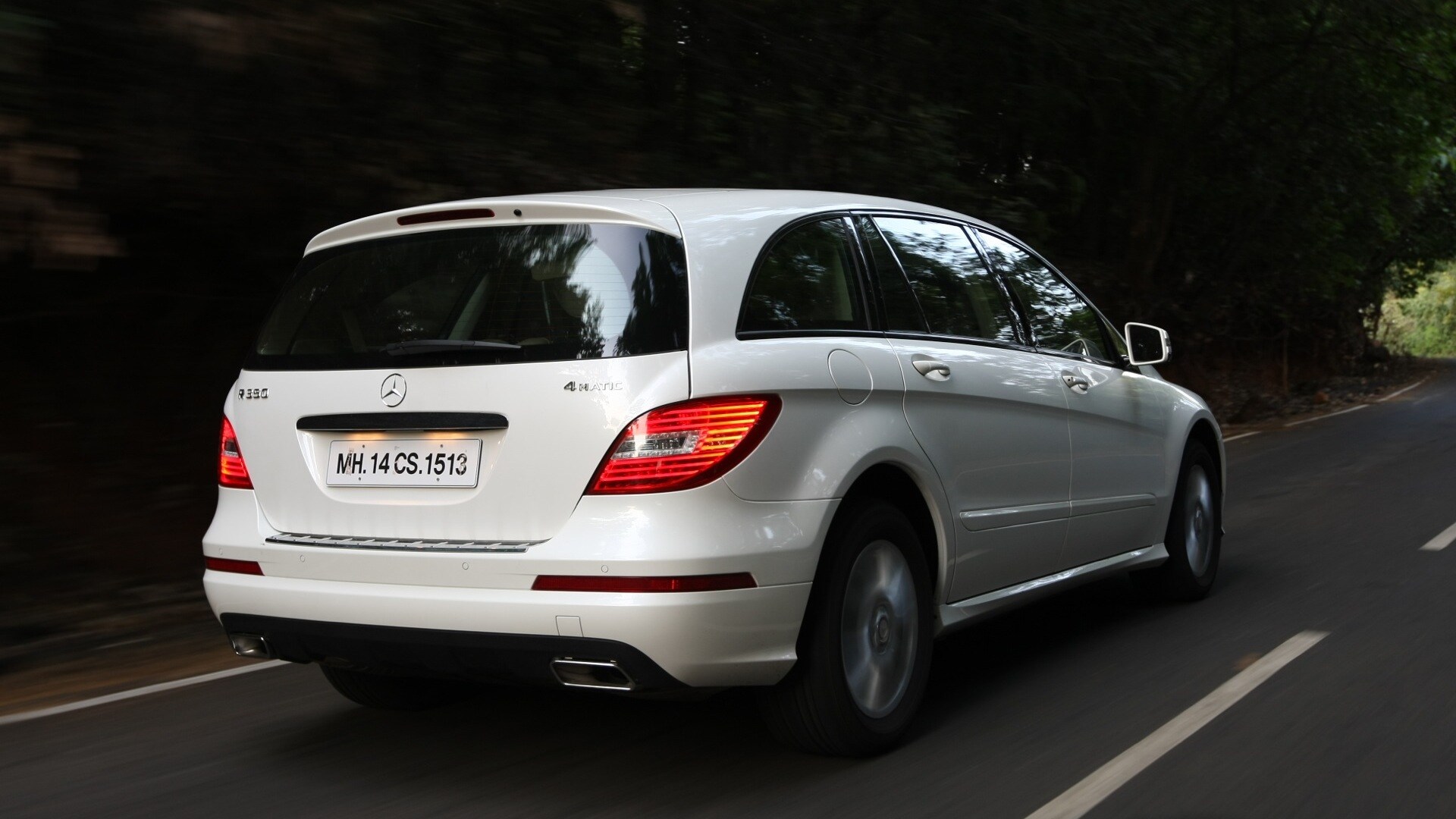 Mercedes-Benz-R class-2012-R-350-CDI-4MATIC-Exterior
