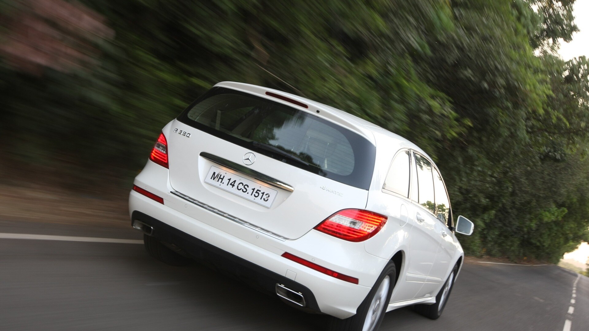 Mercedes-Benz-R class-2012-R-350-CDI-4MATIC-Exterior
