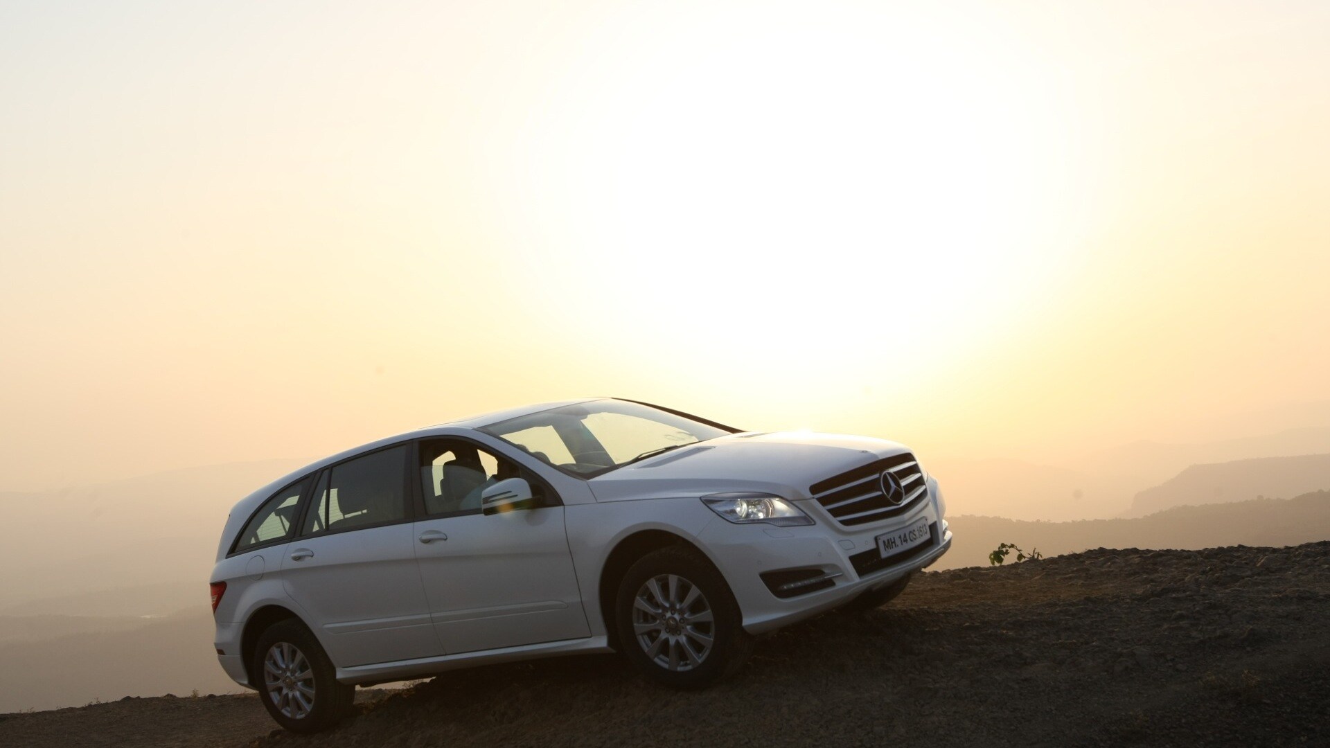 Mercedes-Benz-R class-2012-R-350-CDI-4MATIC-Exterior