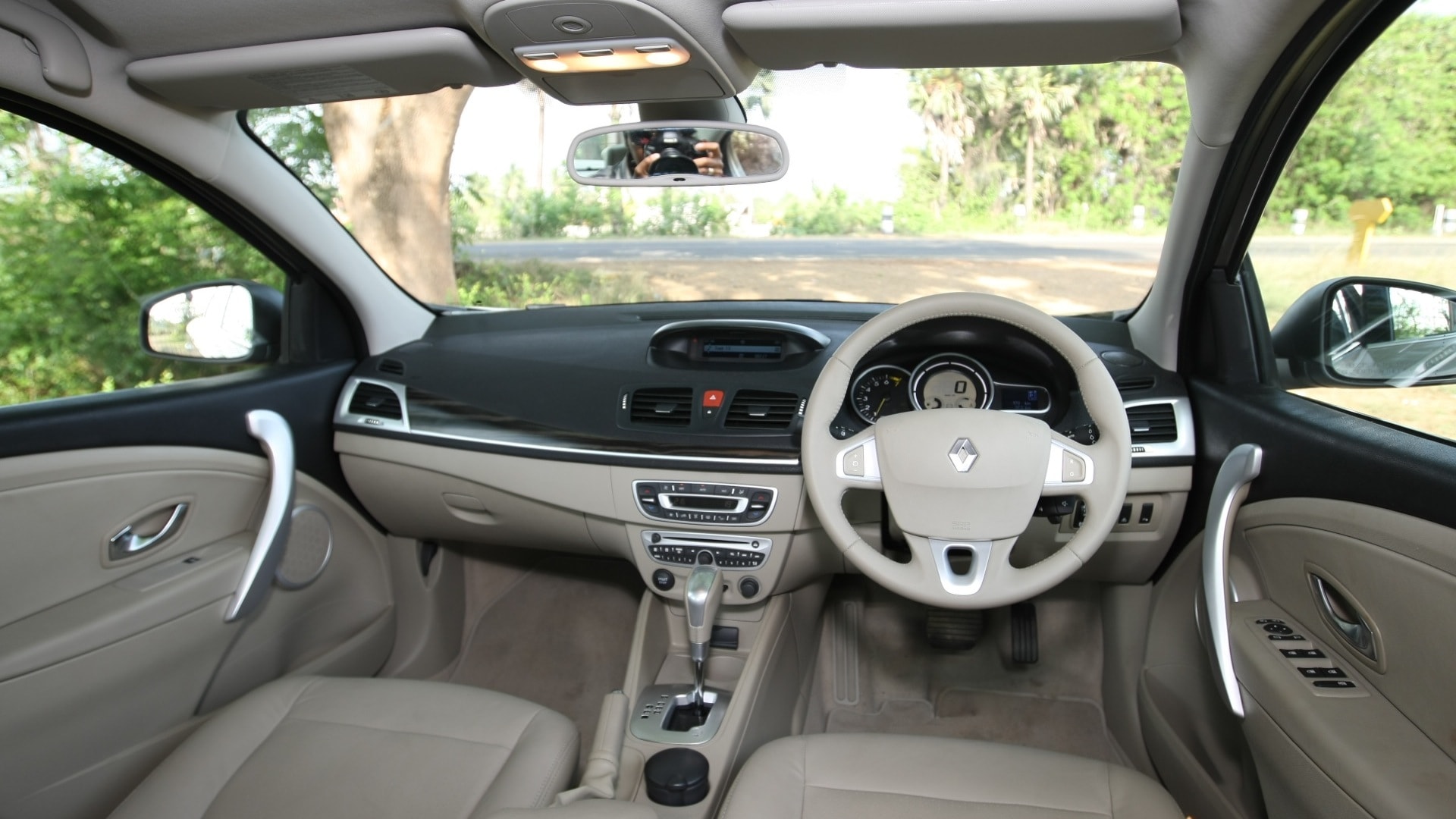 Renault-Fluence--2013-Diesel