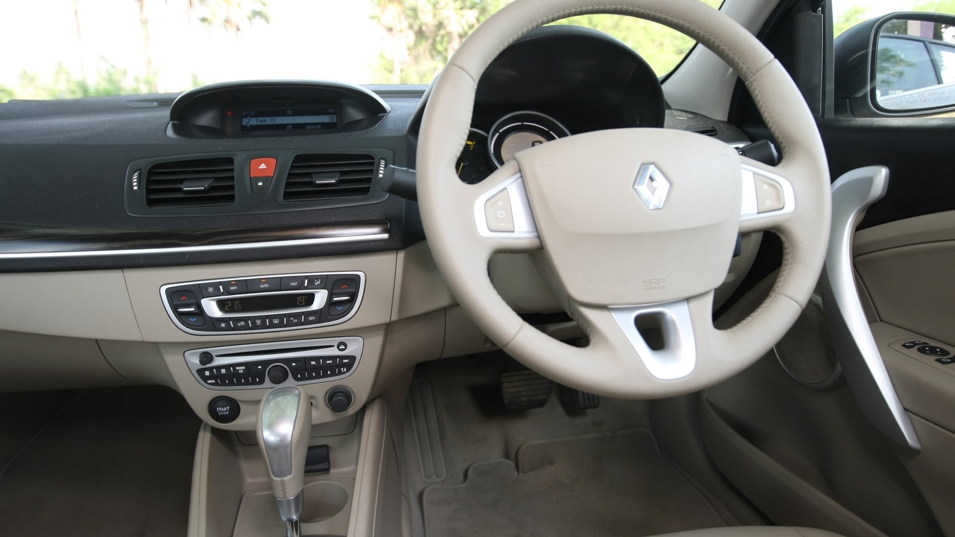 Renault-Fluence--2013-Diesel