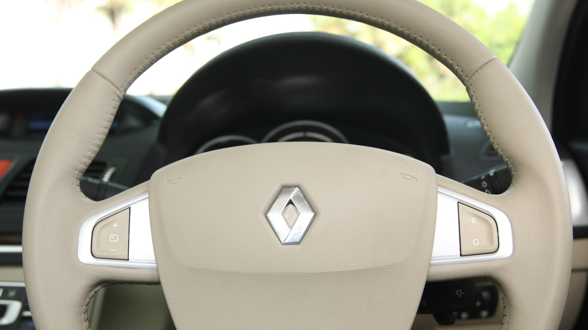 Renault-Fluence--2013-Diesel