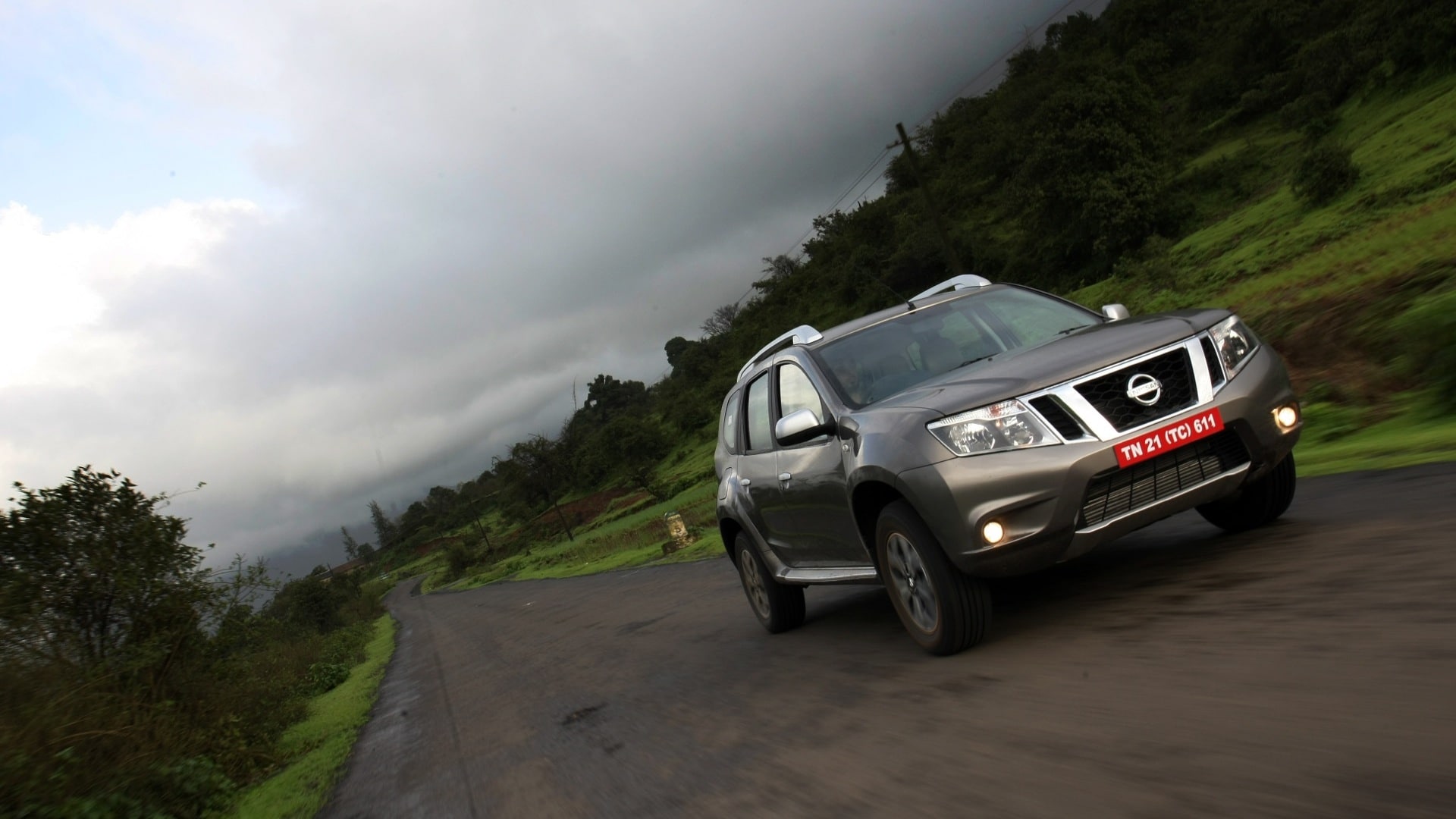 Nissan-Terrano-Exterior
