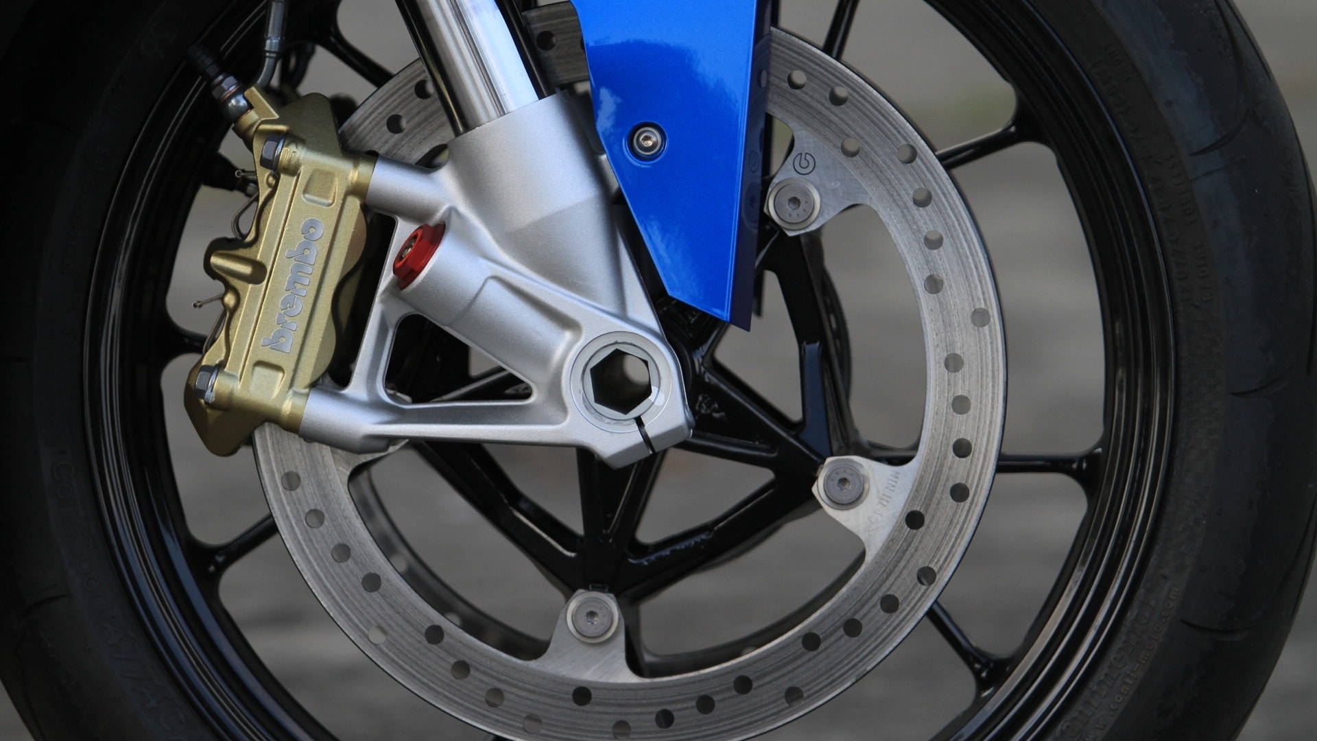 BMW S 1000 RR 2013 STD Exterior